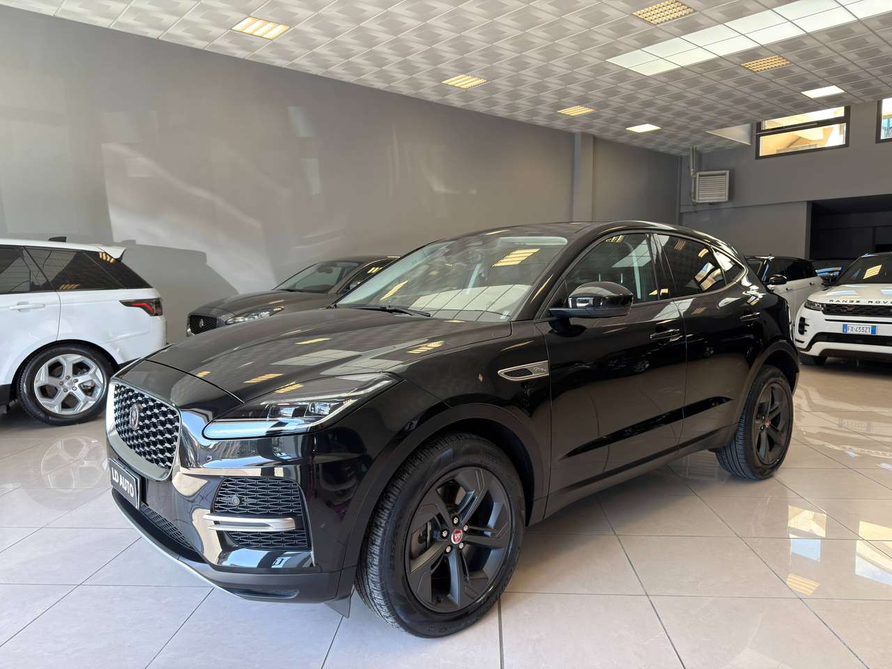 Jaguar E-Pace E-Pace 2021 2.0d i4 mhev SE awd 163cv TETTO PANORAMICO GANCIO TRAINO