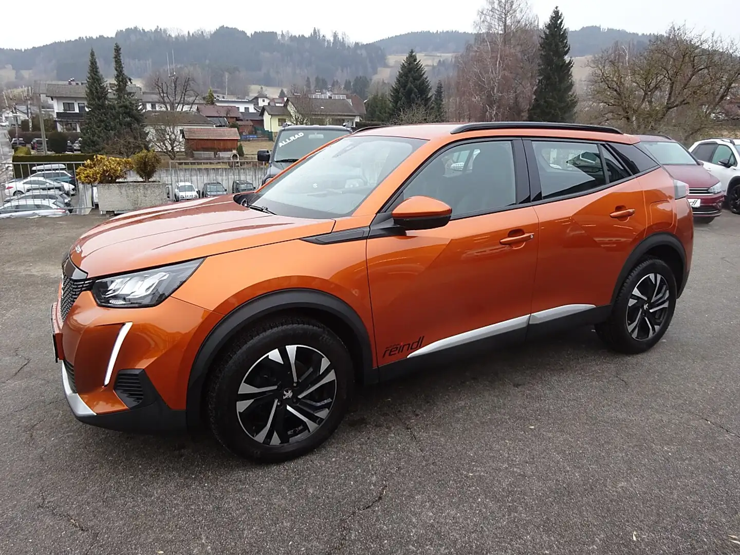 Peugeot 2008 BlueHDi 100 S&S Allure 6-Gang-Manuell,Navi,Rück... Orange - 1