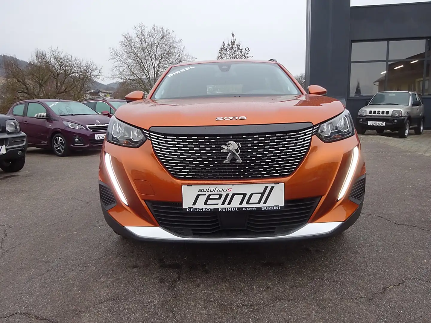 Peugeot 2008 BlueHDi 100 S&S Allure 6-Gang-Manuell,Navi,Rück... Orange - 2