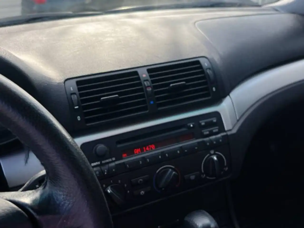 BMW 3 Series снимка BMW 3 Series