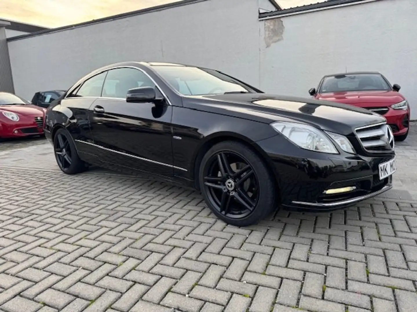 Mercedes-Benz E 250 E 250 CGI BlueEfficiency Negru - 1