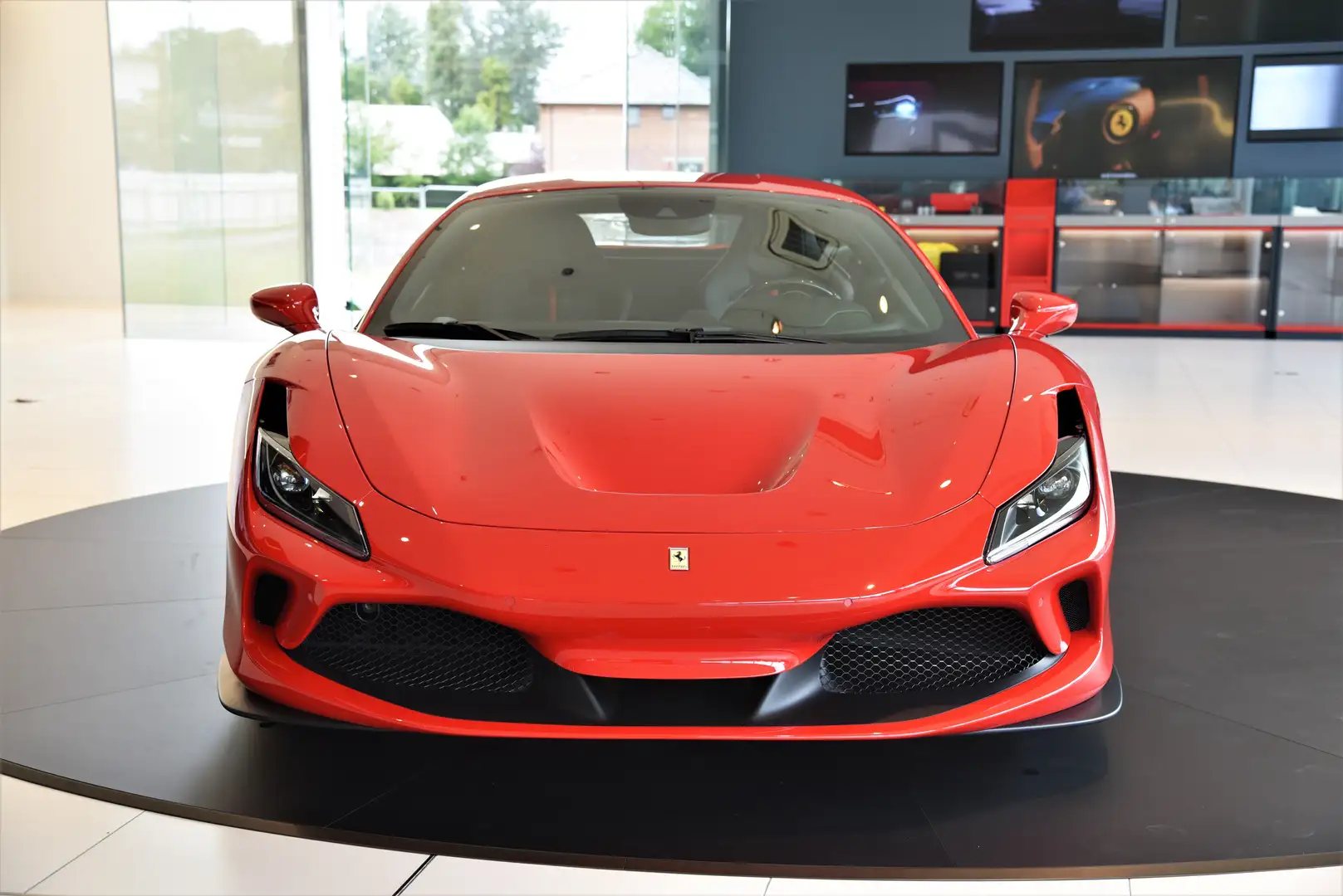 Ferrari F8 Tributo Ferrari Approved | Lift | Camera Rojo - 2