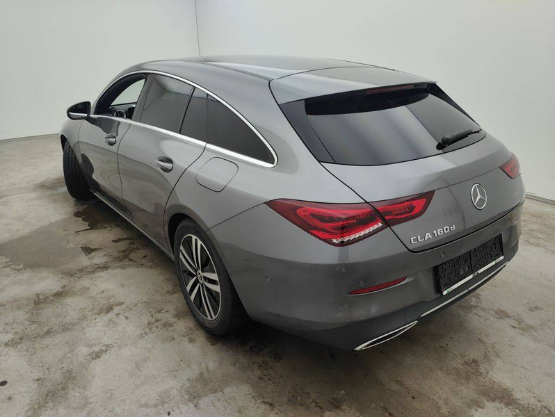 Mercedes-Benz CLA 180 d ShootingBrake Luxury 7GTRONIC CUIR-LED-CRUISE-NAVI — photo 6