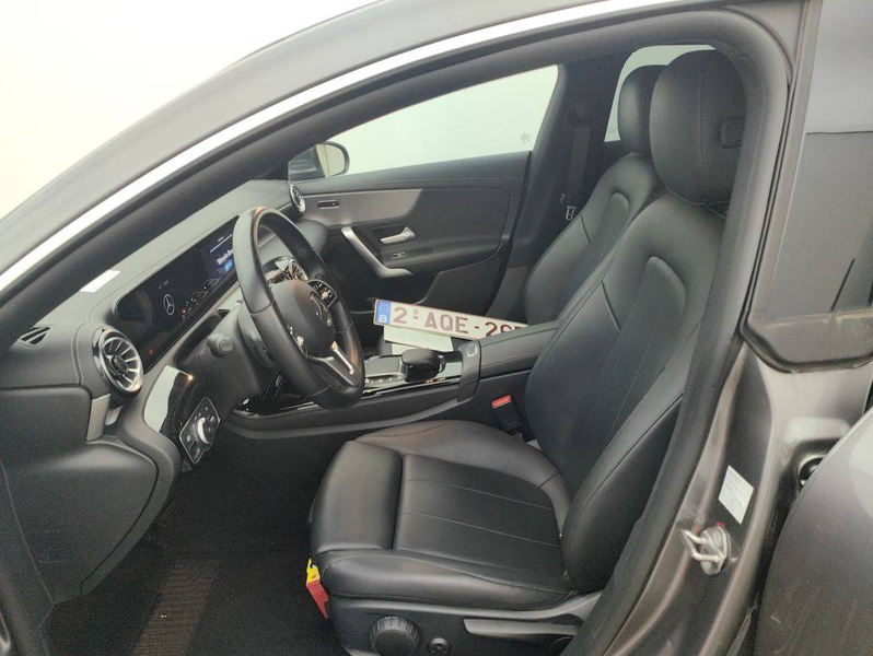 Mercedes-Benz CLA 180 d ShootingBrake Luxury 7GTRONIC CUIR-LED-CRUISE-NAVI — photo 8