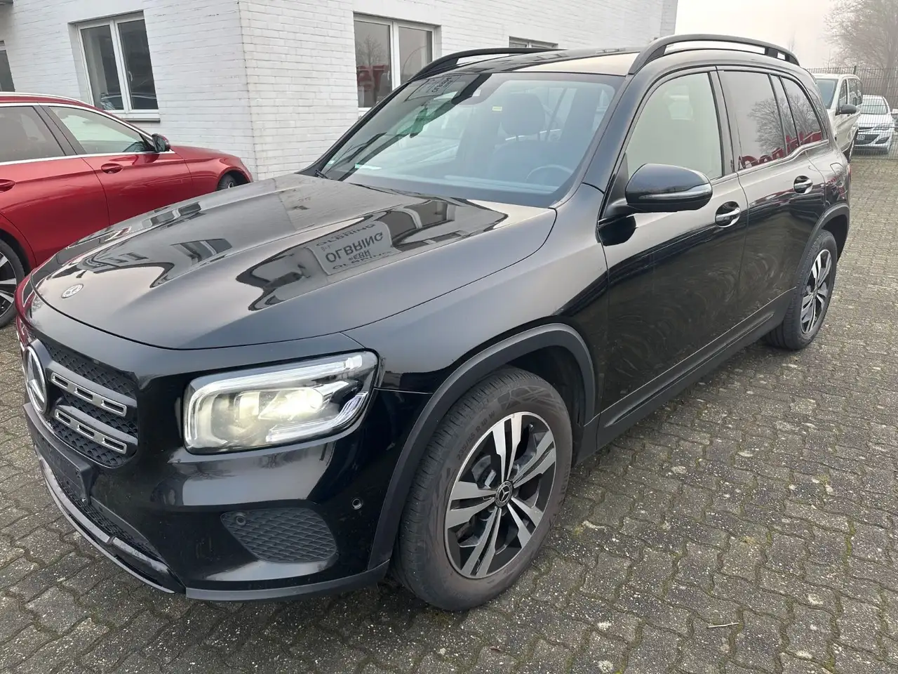 Mercedes-Benz GLB 200