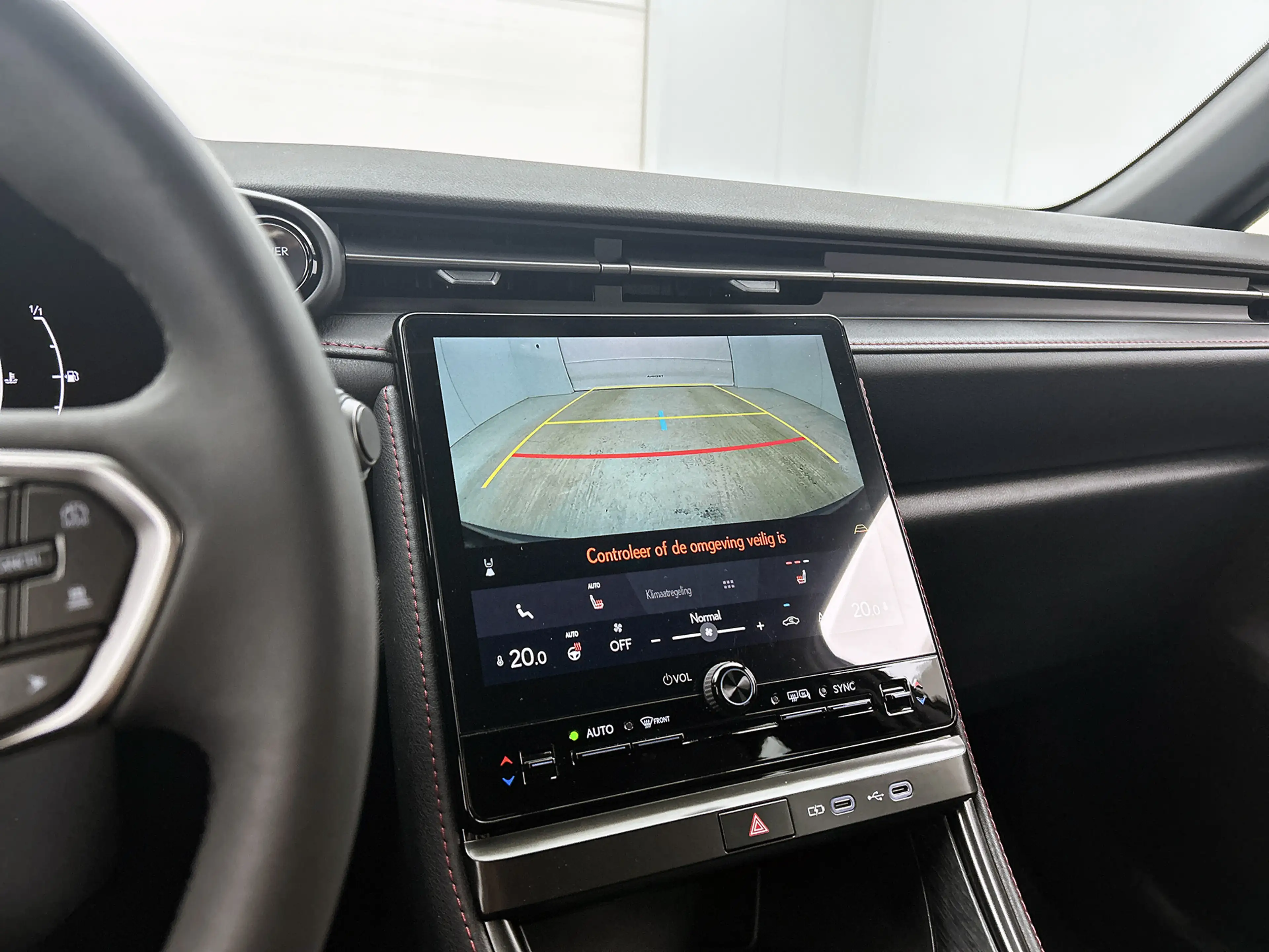 Lexus LBX Emotion 2WD | Premium uitgevoerd | Onderweg-naar-d — photo 8