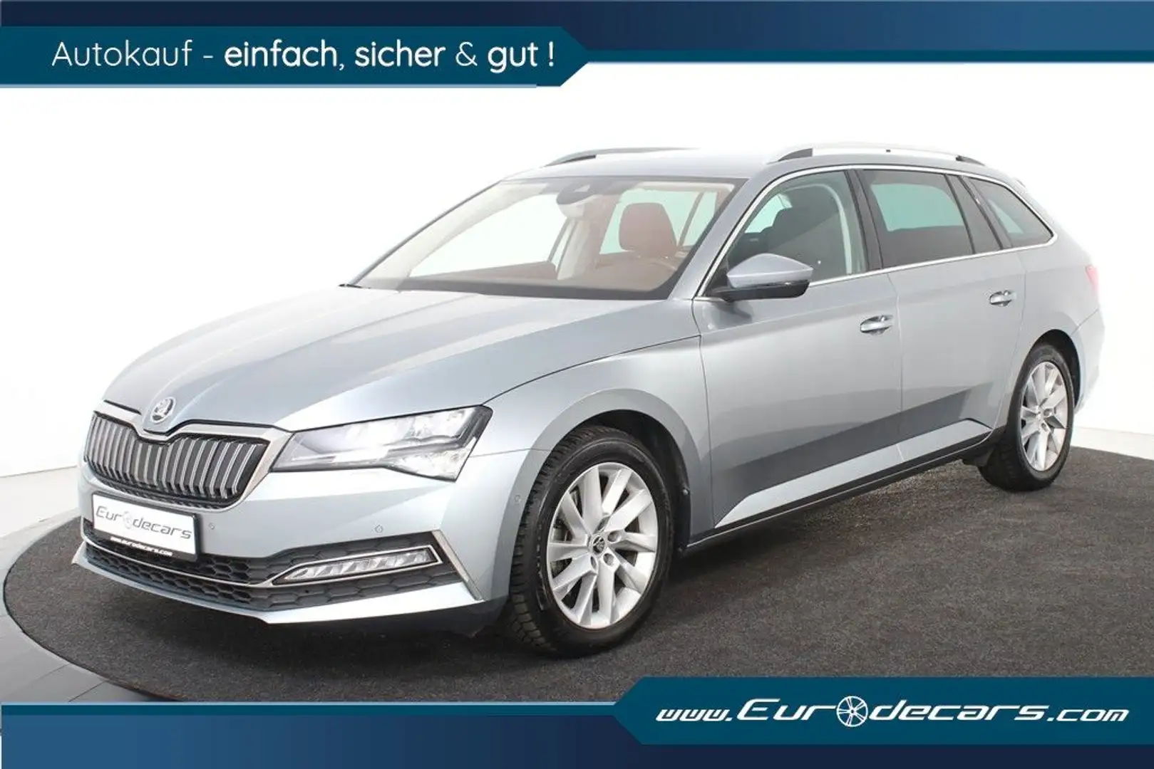 Skoda Superb Combi 1.4 TSI Hybrid *1.Hand*Memory*AHK* Grau - 1