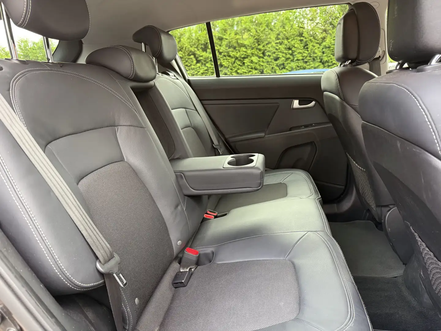 Kia Sportage 2.0 164pk Super Pack Aut., Camera | Trekhaak | Nav Bruin - 2