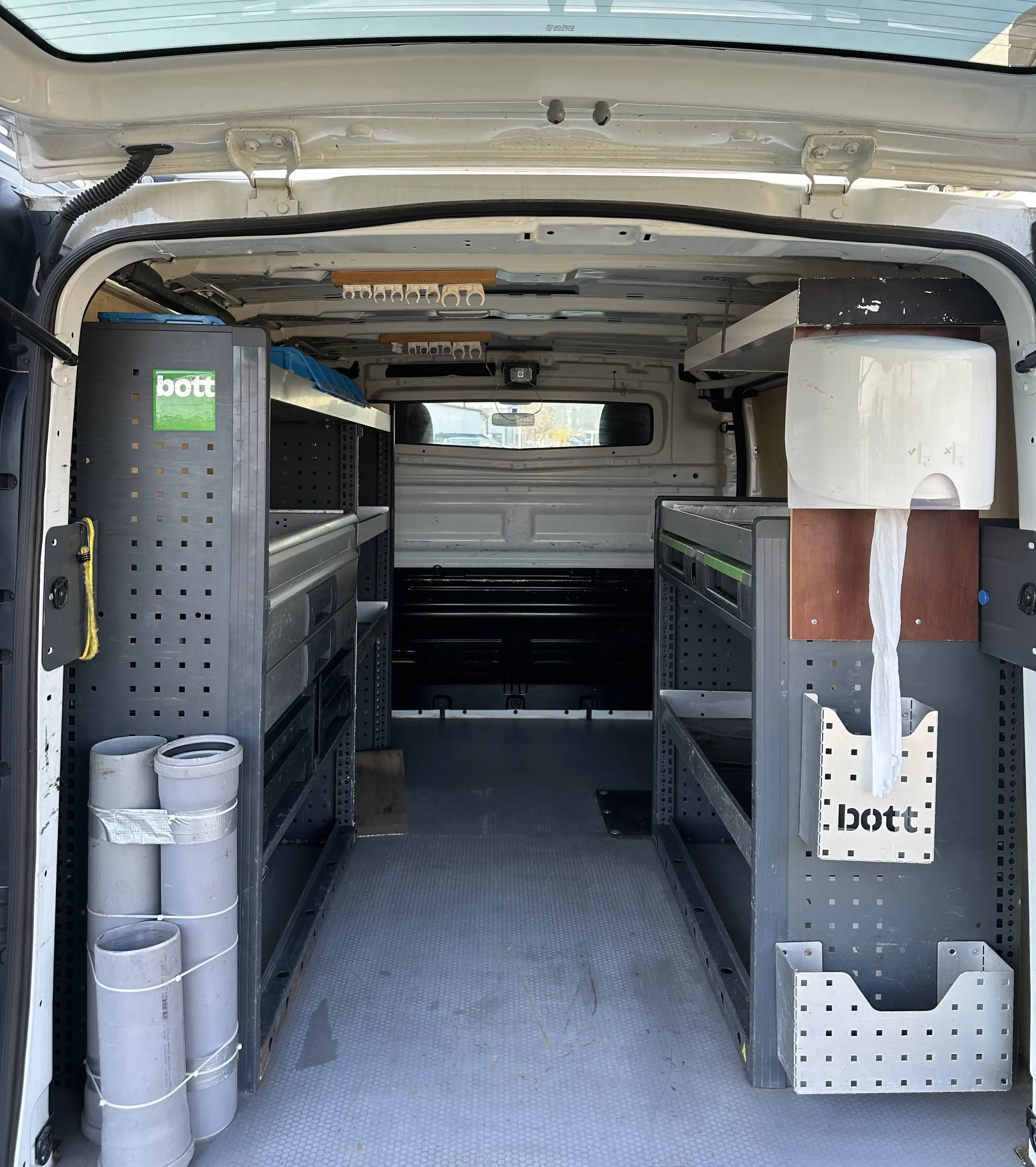 Renault Trafic L1H1 2,7t Komfort Sortimo Schränke*Klima*Navi*PDC*AHK*Rückfahrkamera.* Mwst Ausweisbar — photo 14