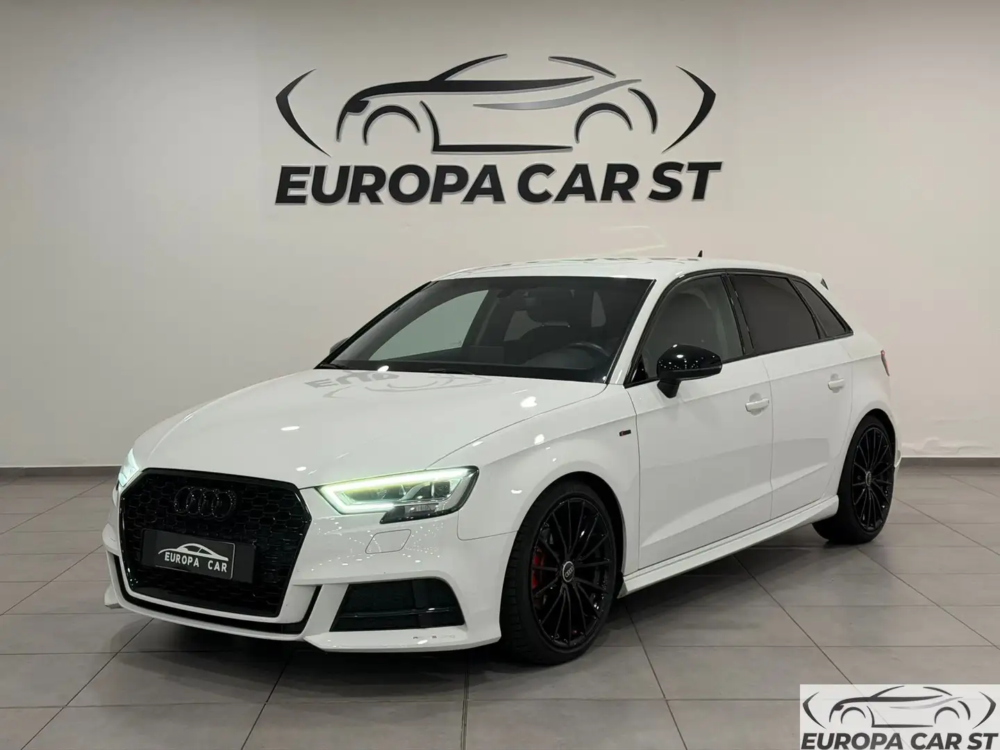 Audi A3 A3 SPB 30 TDI Admired Blanc - 1