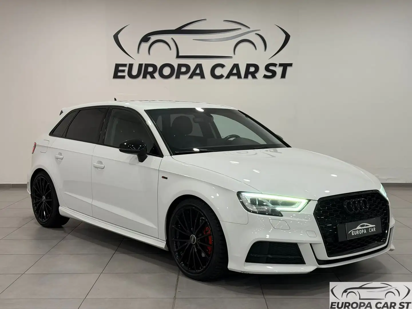 Audi A3 A3 SPB 30 TDI Admired Blanc - 2