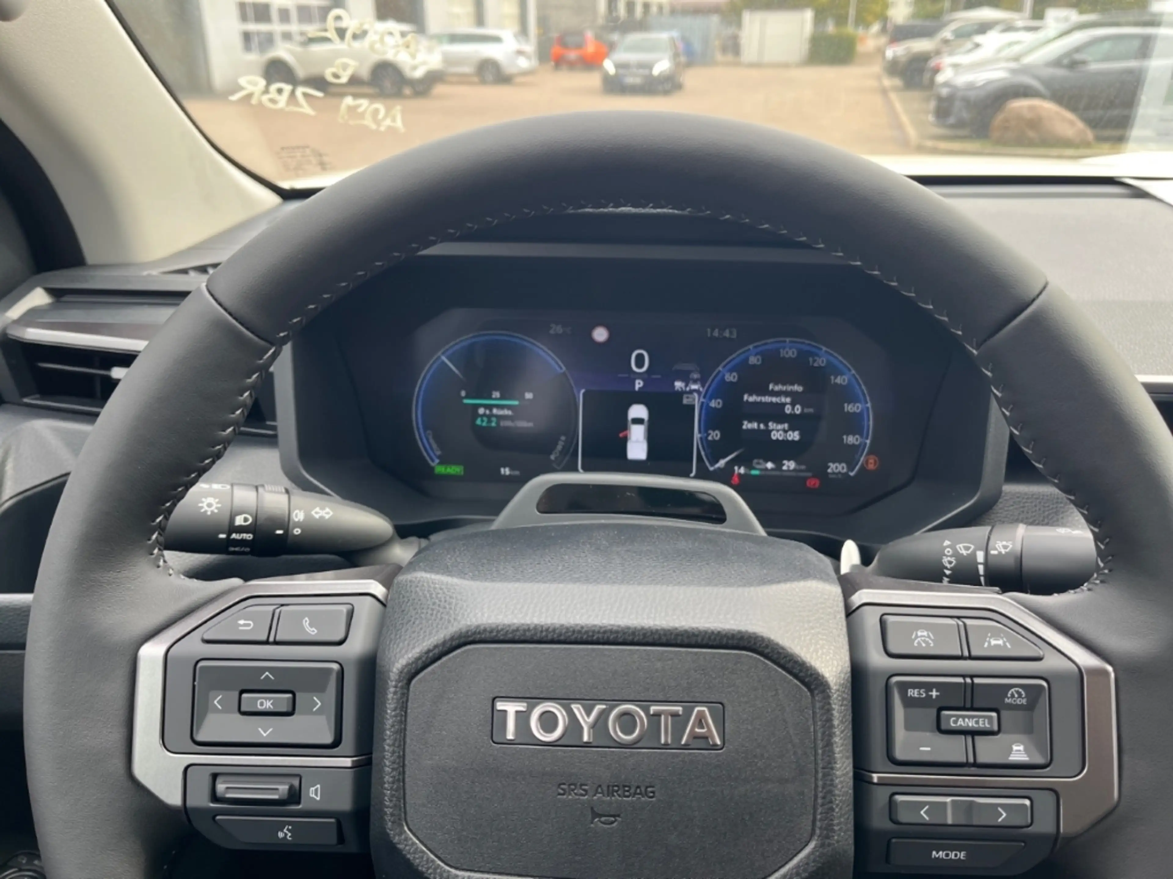 Toyota Hilux Double Cab BEV Duty Elektromotor / 59,2kWh On Stoc — photo 15