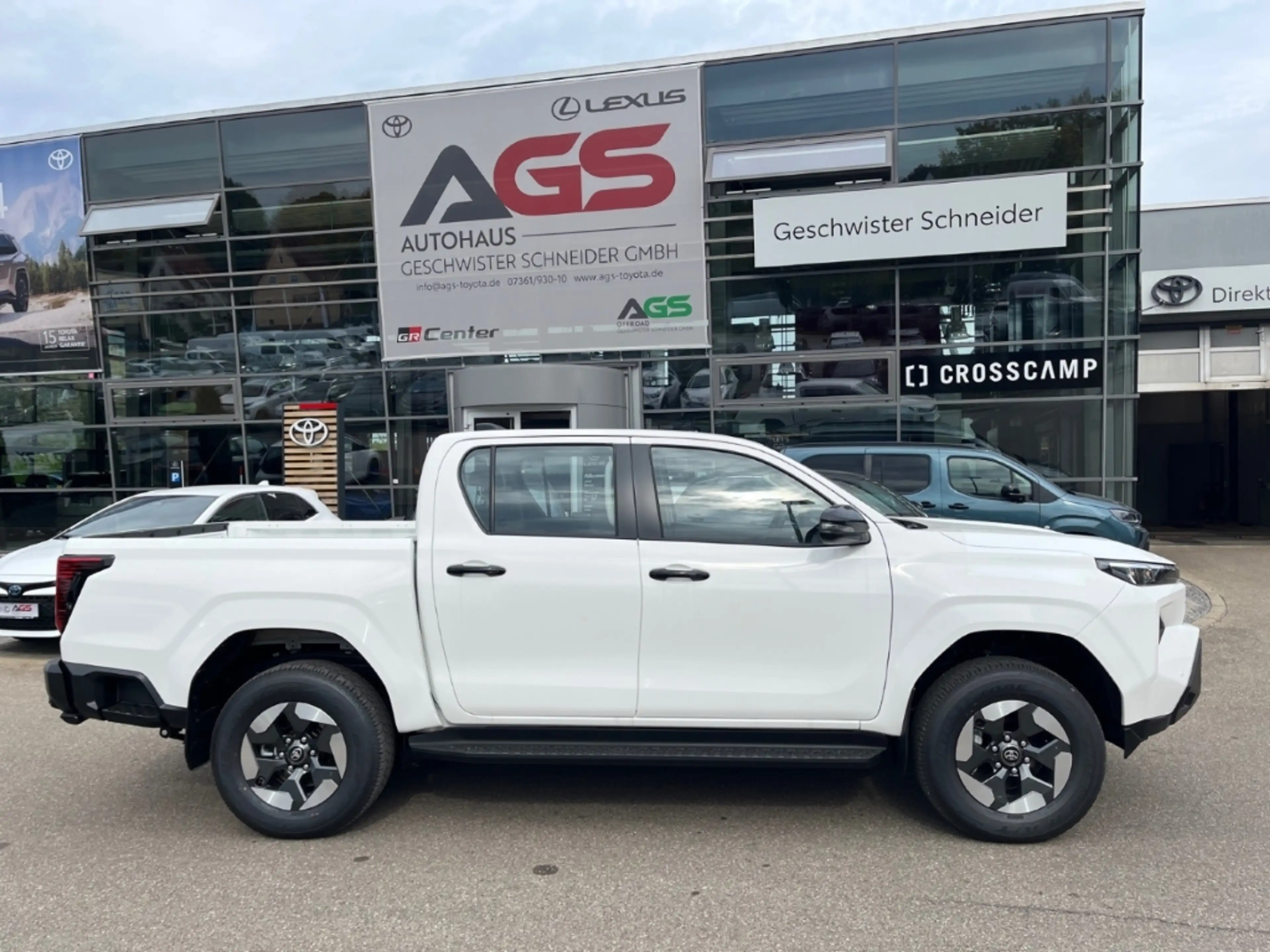 Toyota Hilux Double Cab BEV Duty Elektromotor / 59,2kWh On Stoc — photo 3
