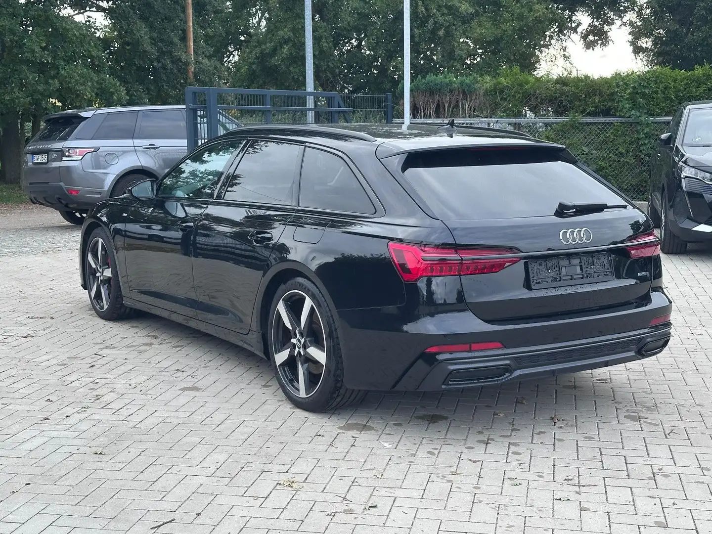 Audi A6 Avant 55 TFSI e quattro Sport AHK*ACC*PDC*KAM Noir - 2