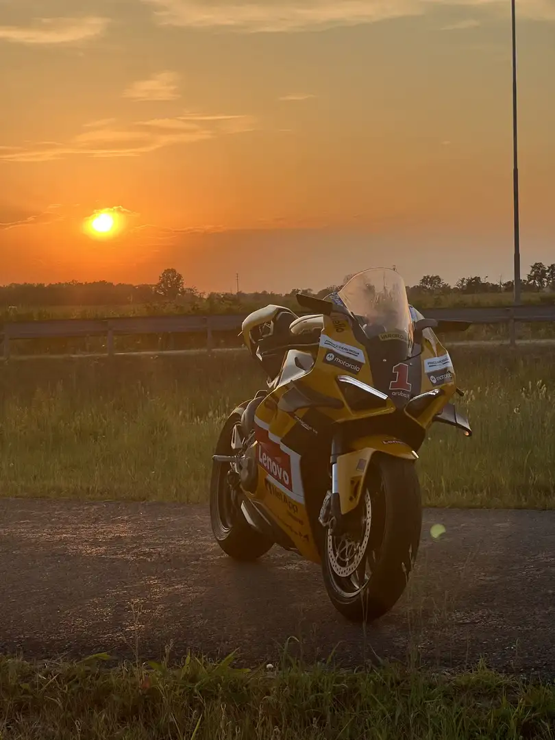 Ducati Panigale V4 - 1