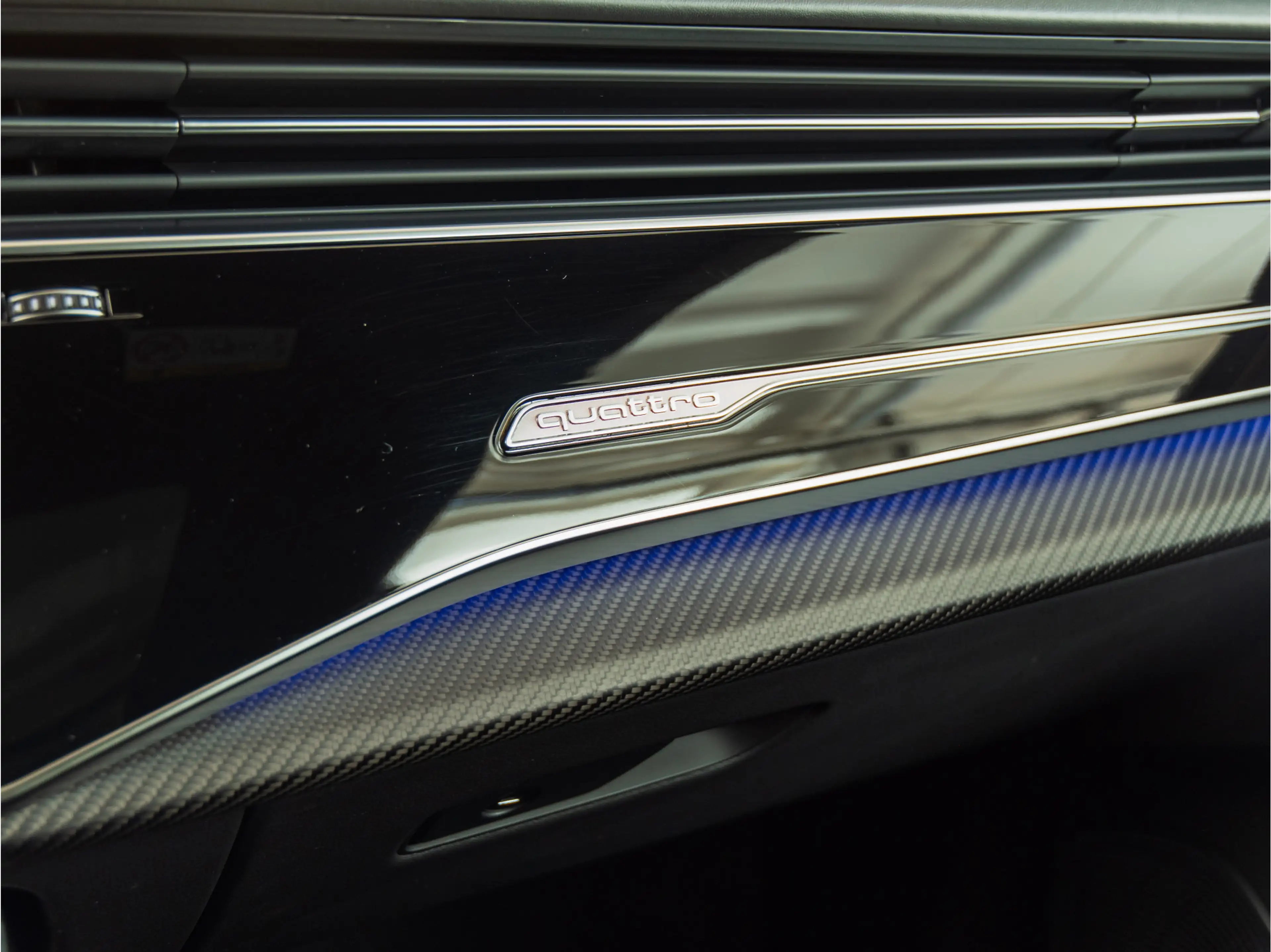 Audi RS Q8 4.0 TFSI quattro CERAMIC | B&O ADVANCED | NIGHT V — photo 26