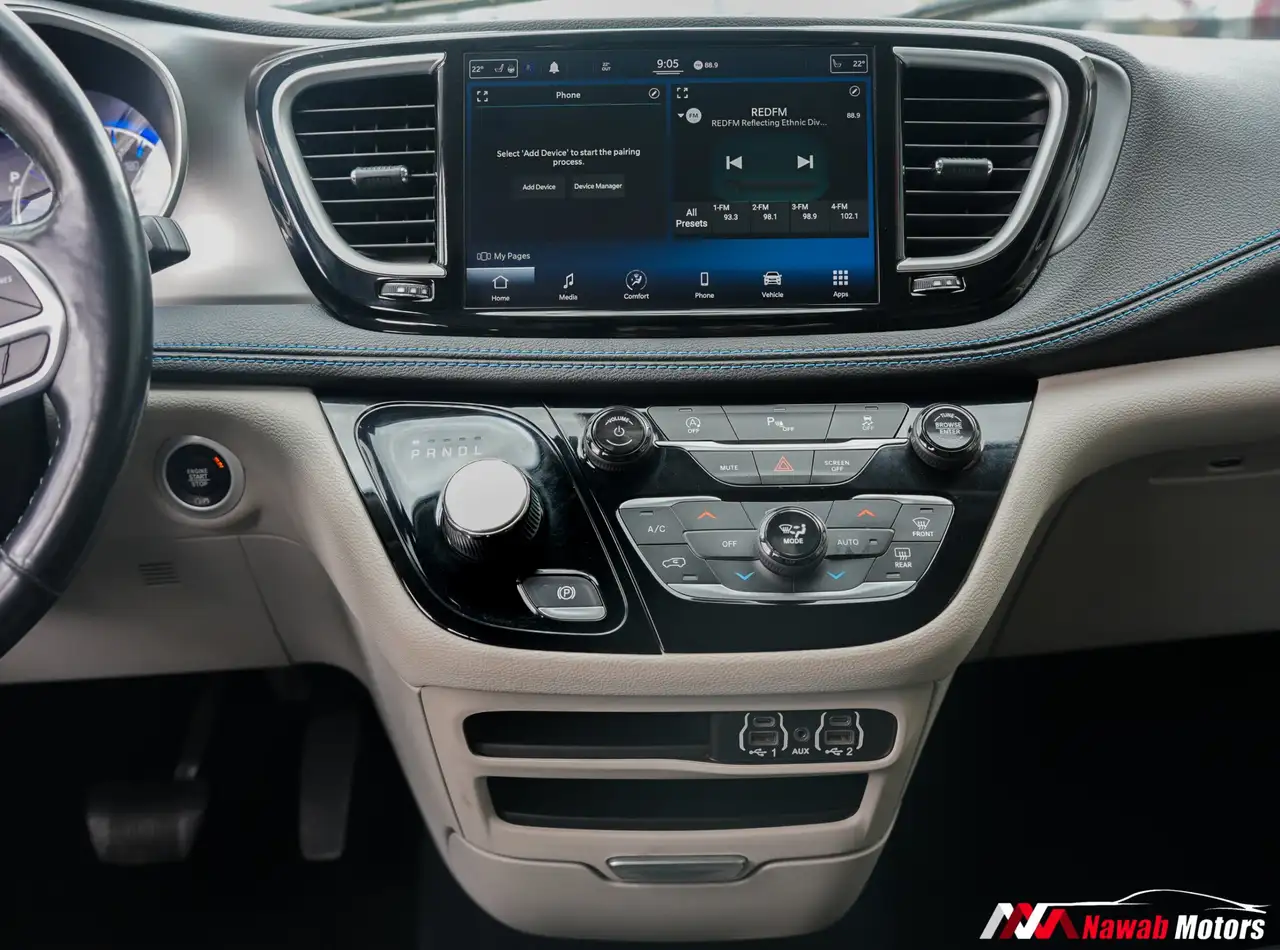 Chrysler Pacifica снимка Chrysler Pacifica