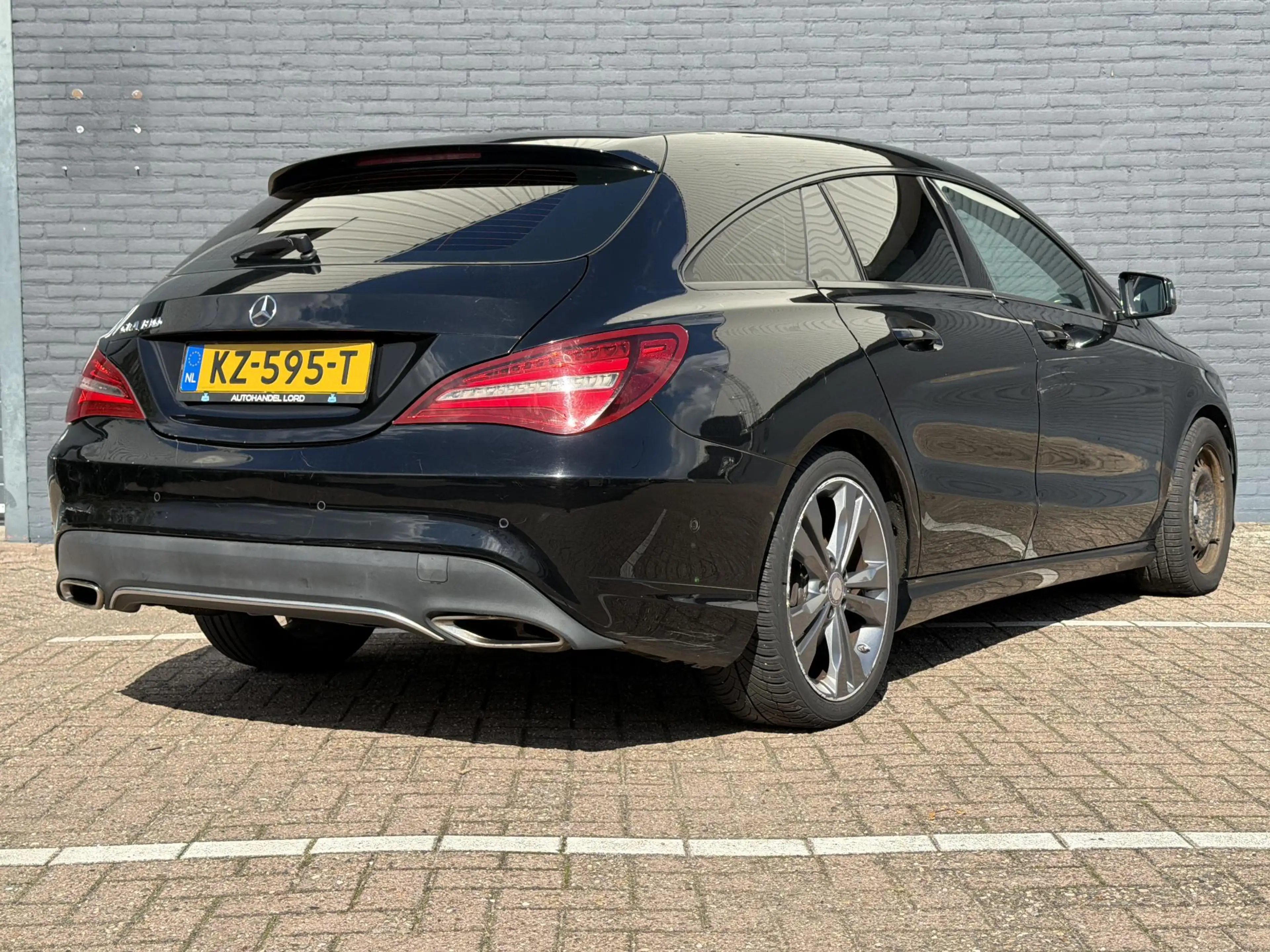 Mercedes-Benz CLA 180 Shooting Brake Lease Edition Plus | € 7.400,- NETT — photo 2