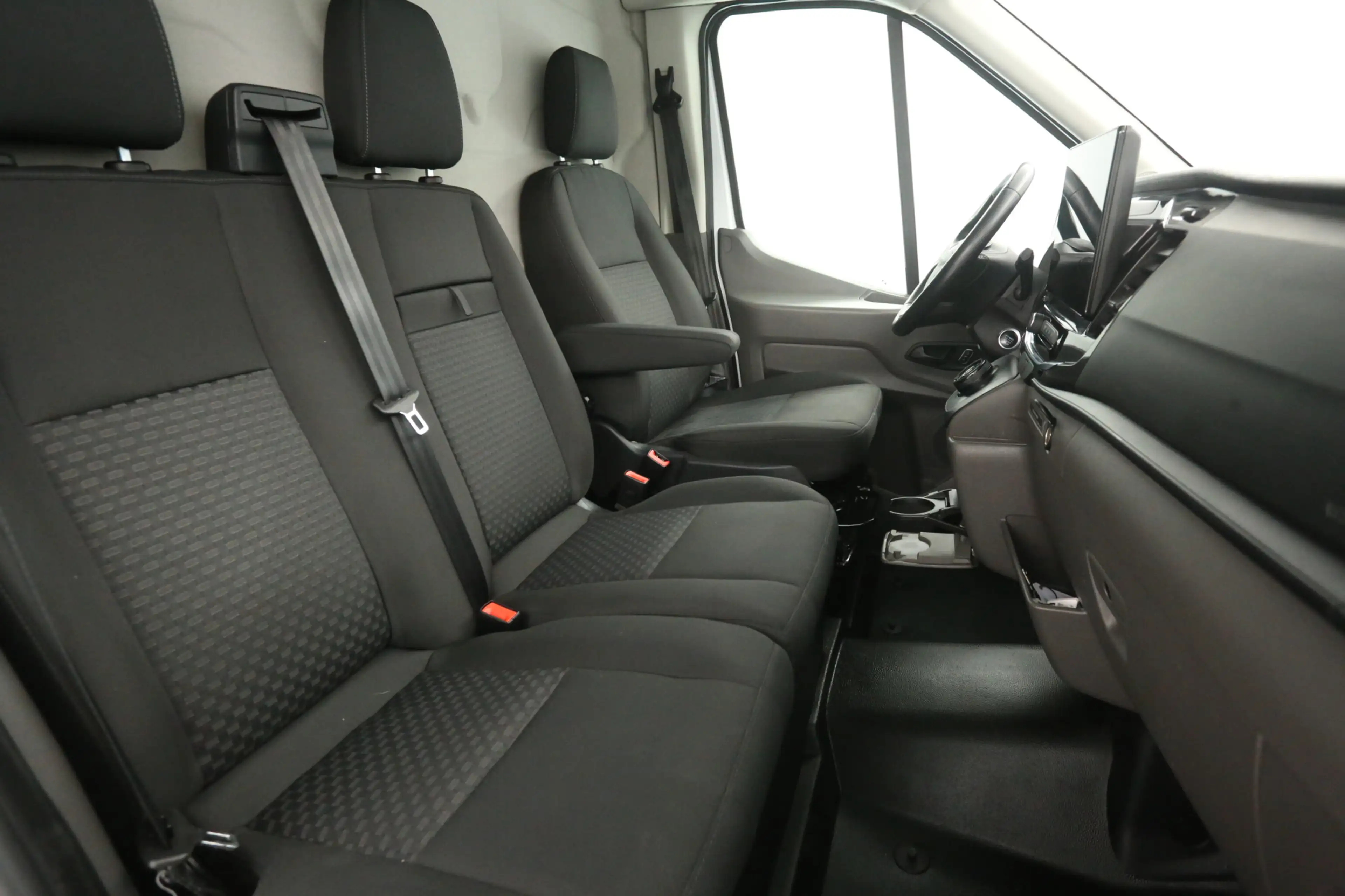Ford E-Transit L3H2 68 kWh 184PK | Snelladen | SOH 94% | 360° Cam — photo 12