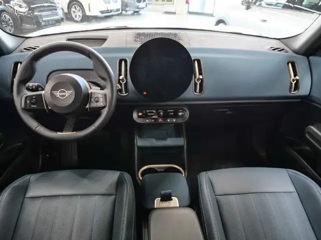 MINI Countryman view 12