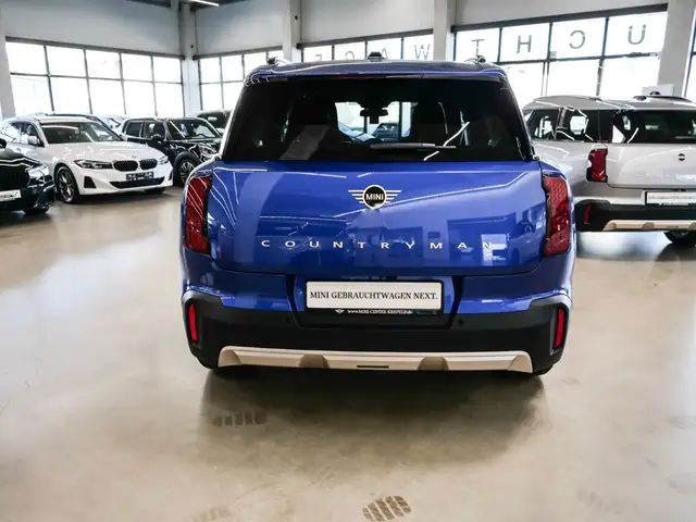 MINI Countryman view 5