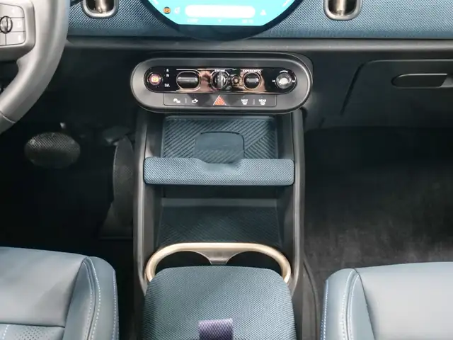 MINI Countryman view 14