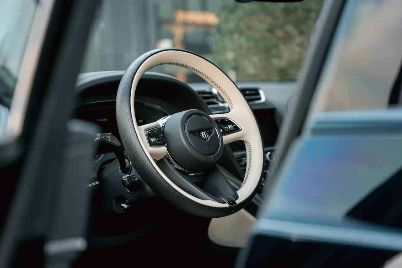 Bentley Bentayga 2022