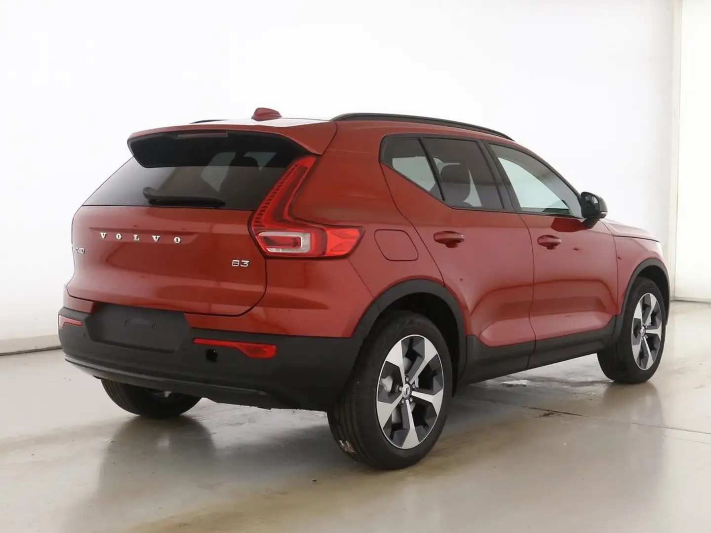 Volvo XC40 B3  Plus Dark Automatik SD*ACC*360° Rot - 2