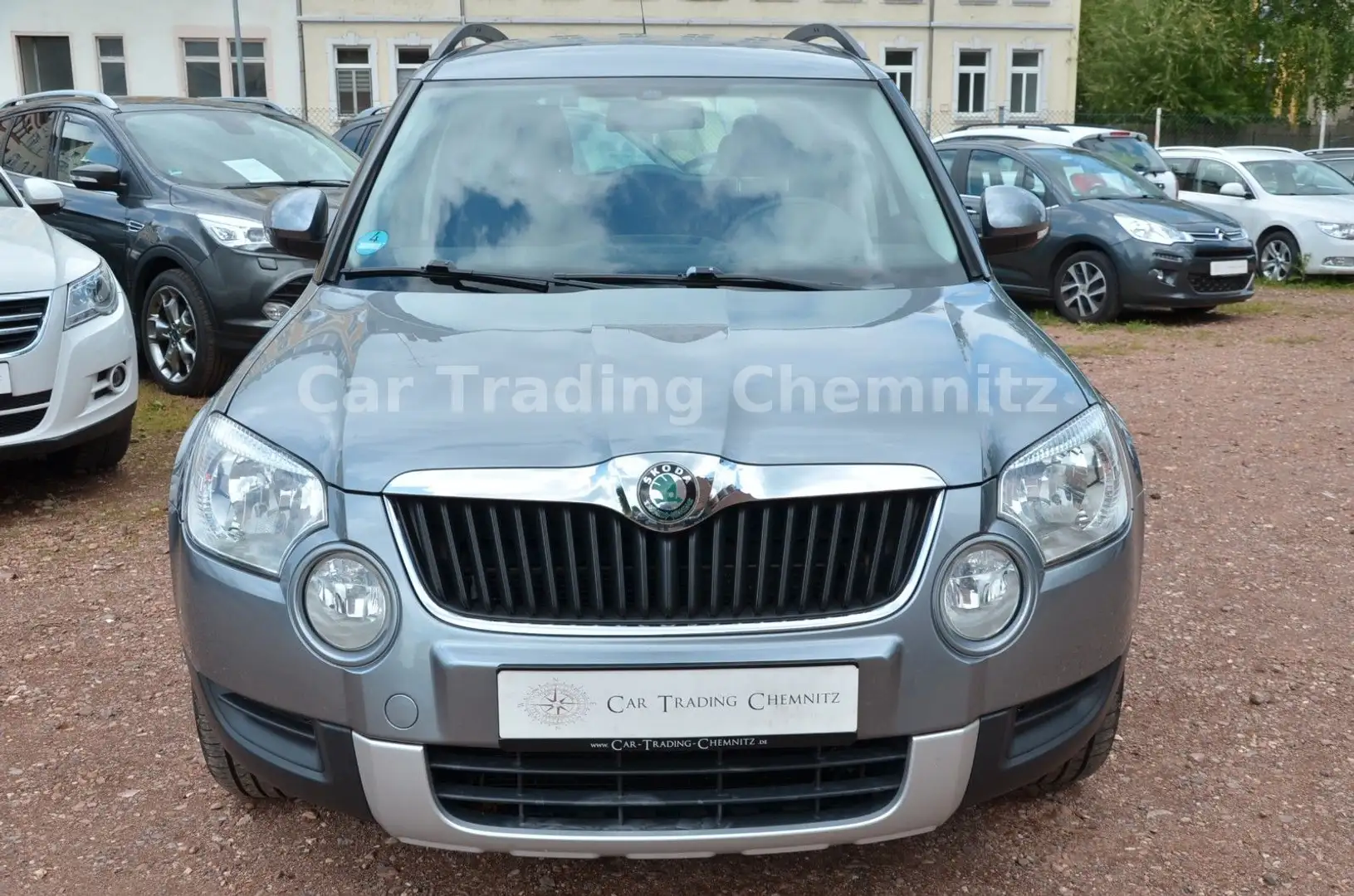 Skoda Yeti Ambition 2.0 TDI 4x4 Klima Anhängerkupplung Šedá - 2