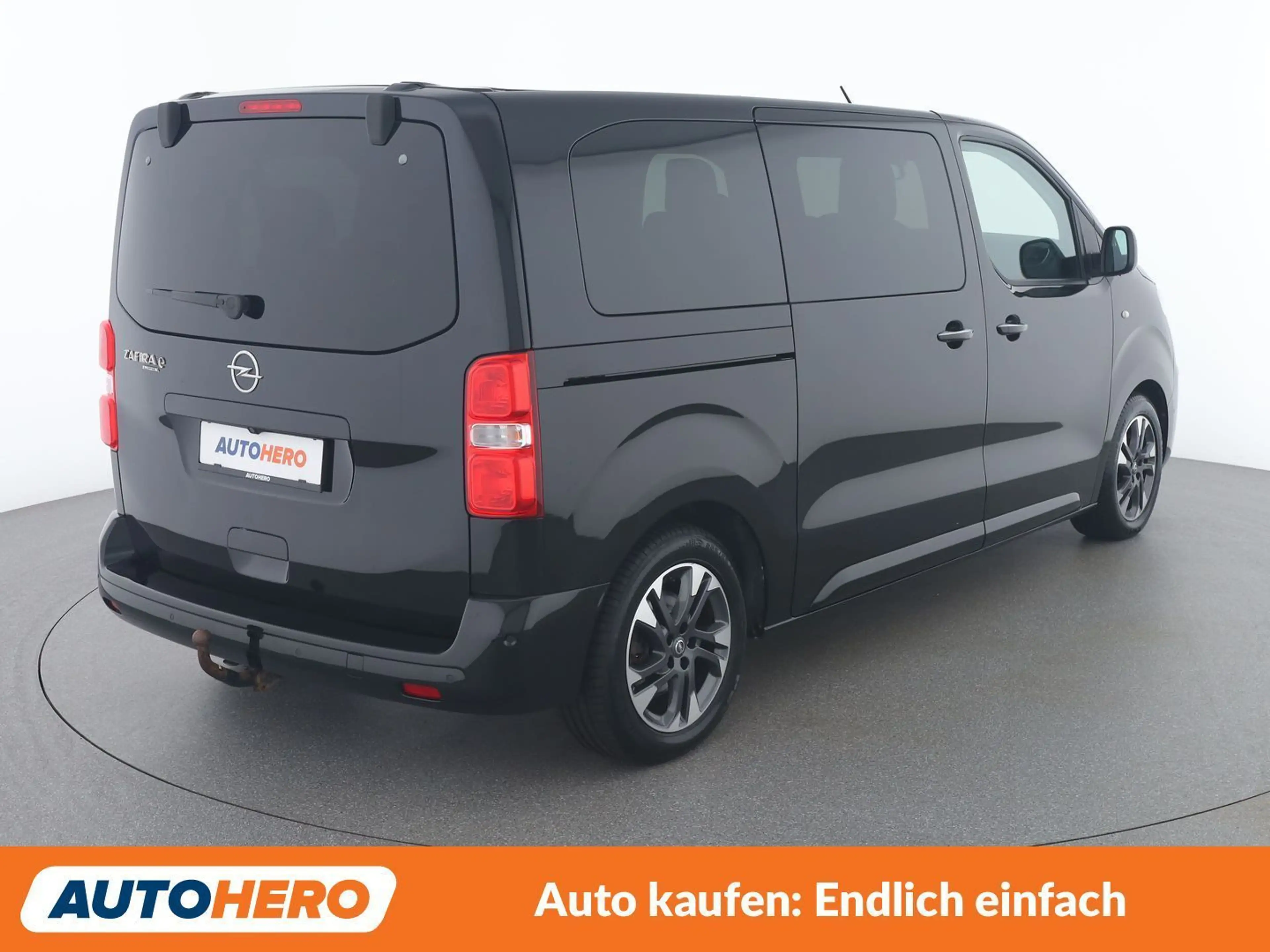 Opel Zafira Life electric drive 100 kW Elegance M (L2) — photo 6