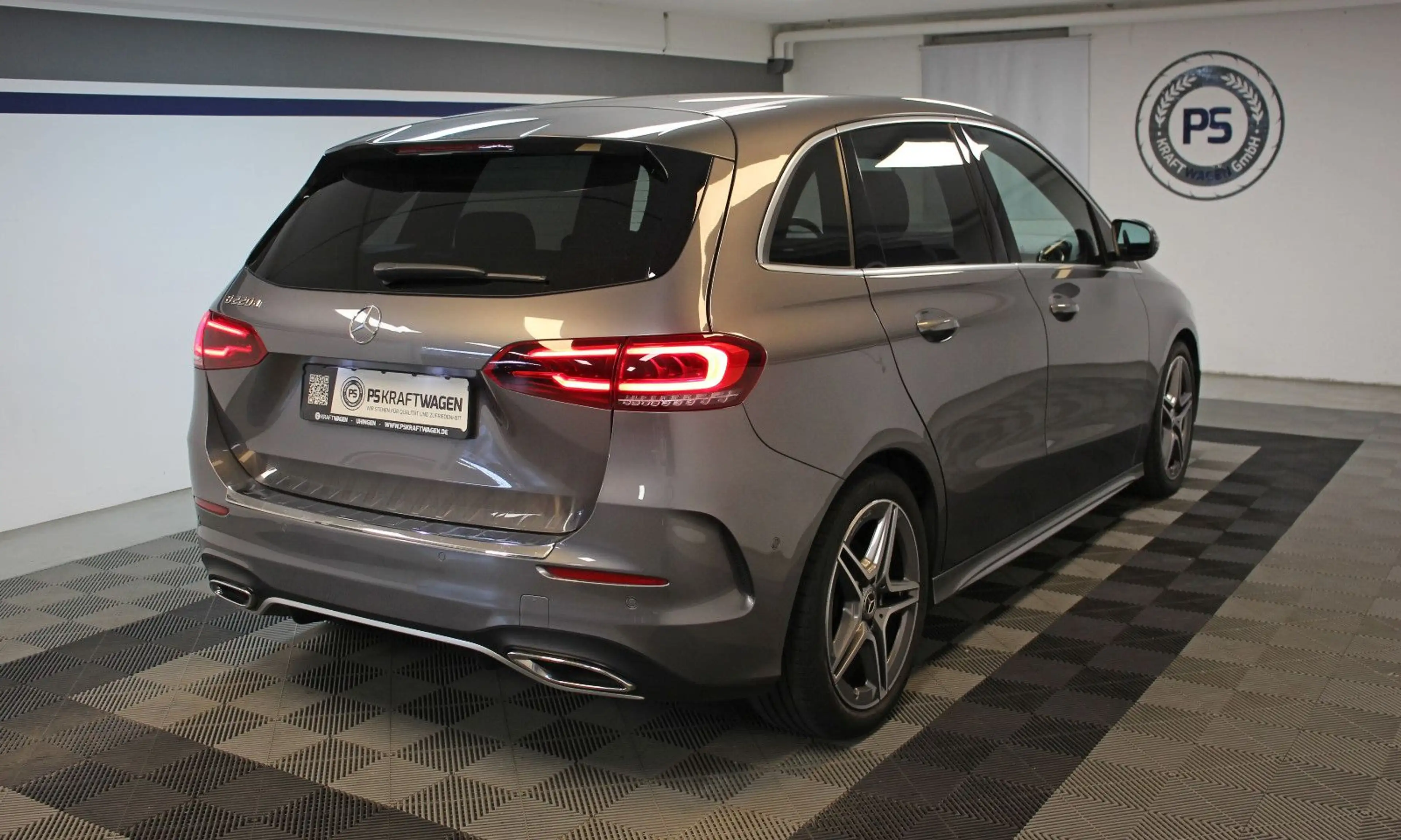 Mercedes-Benz B 220 d AMG-line *KAMERA/AHK/MBUX/DAB/S.HEFT/LED* — photo 3