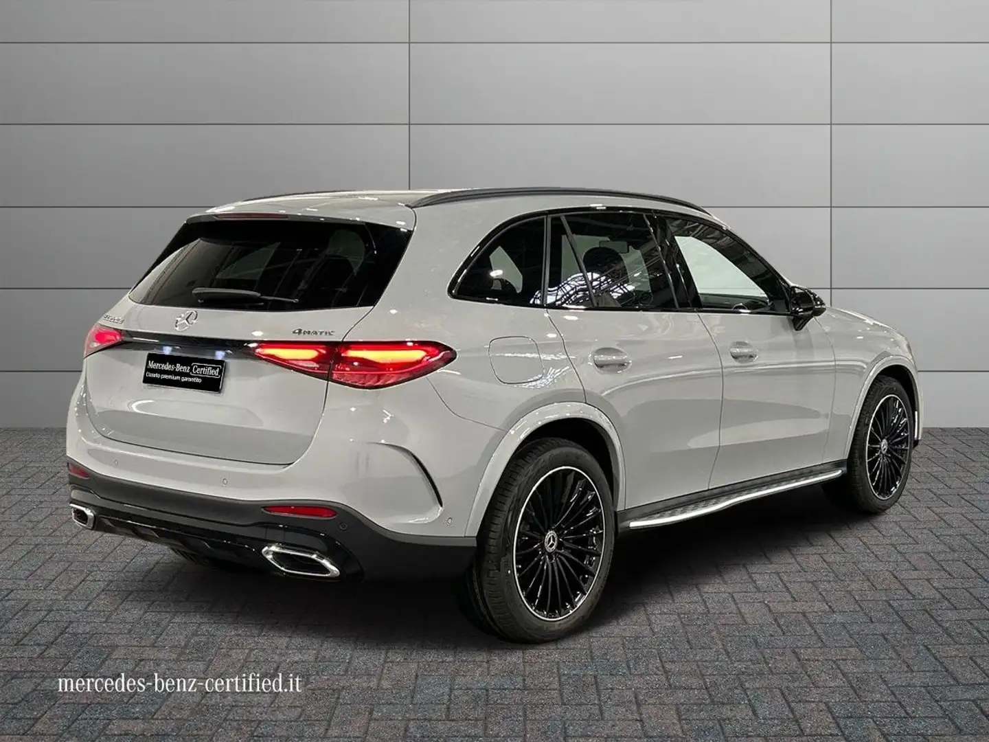 Mercedes-Benz GLC 220 220 d AMG Line Advanced 4matic auto Grigio - 2