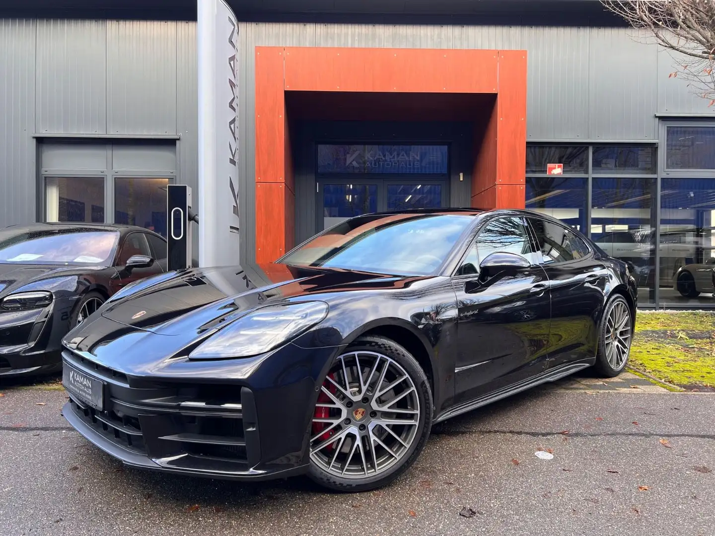 Porsche Panamera 4 S E-Hybrid · Sport Design · Clubleder Schwarz - 1