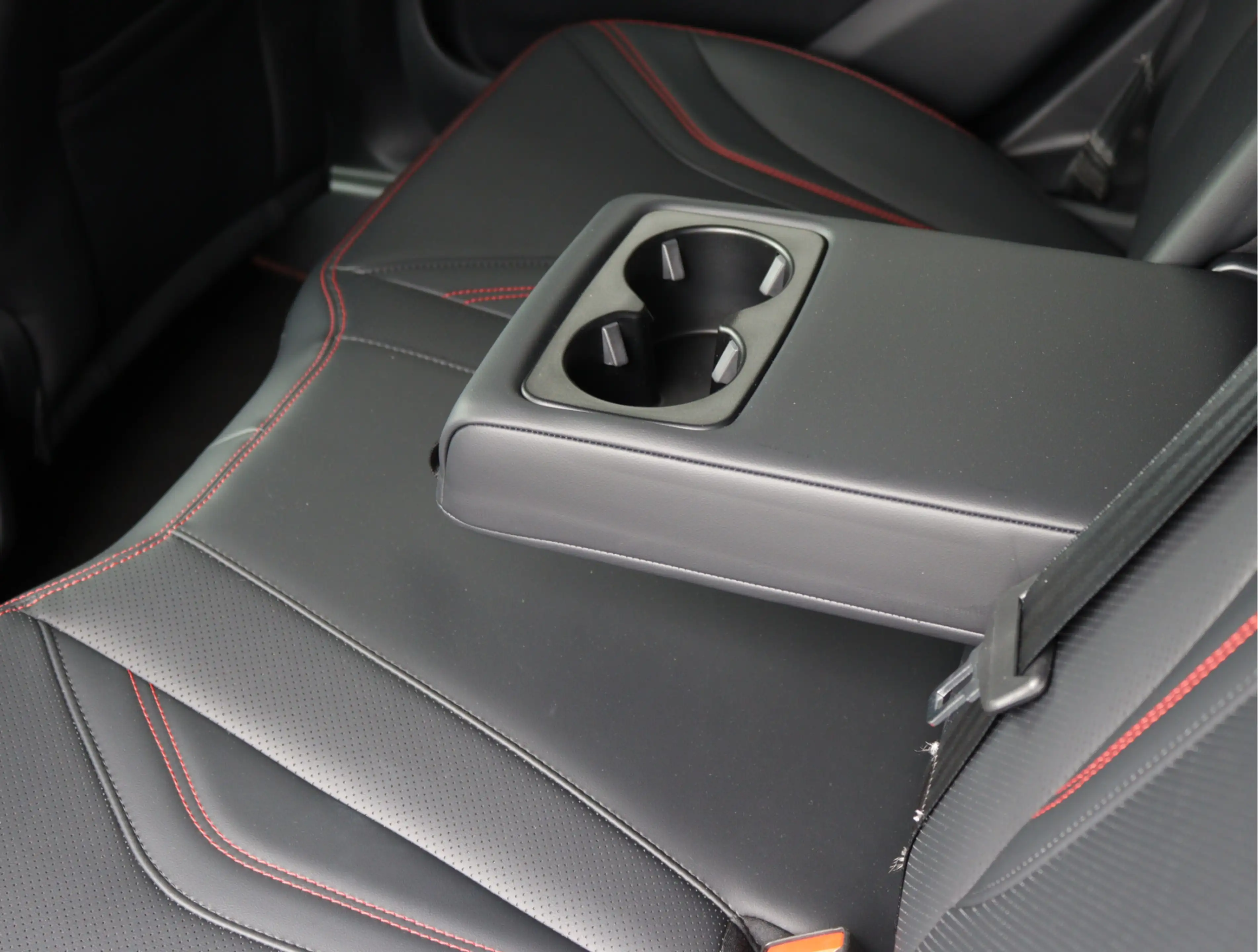 Ford Mustang Mach-E AWD 75 kWh | Trekhaak | SOH 92,3% | B&O | 360 Came — photo 29