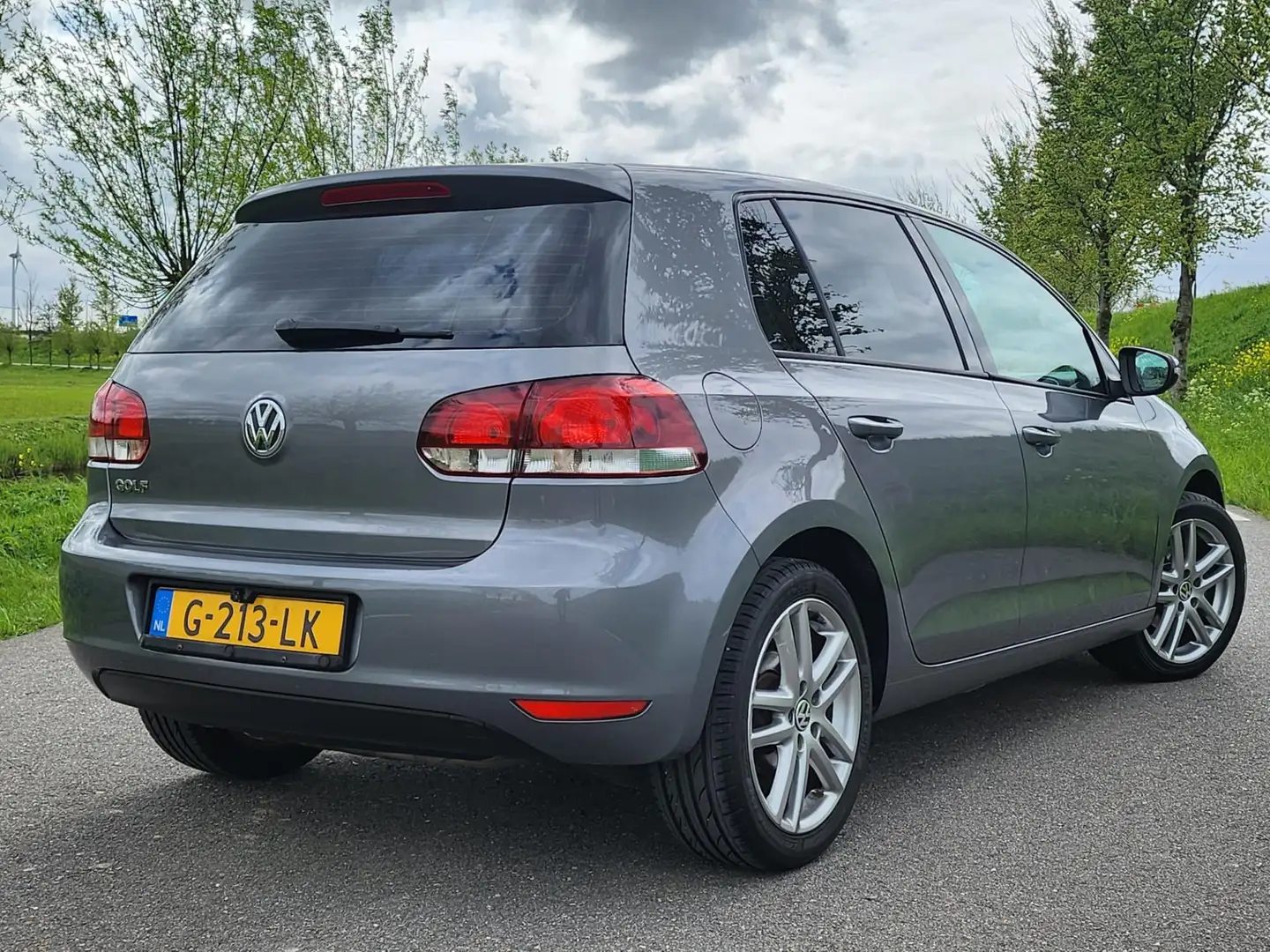 Volkswagen Golf 1.4 Trendline | Bluetooth | Camera | Grigio - 2