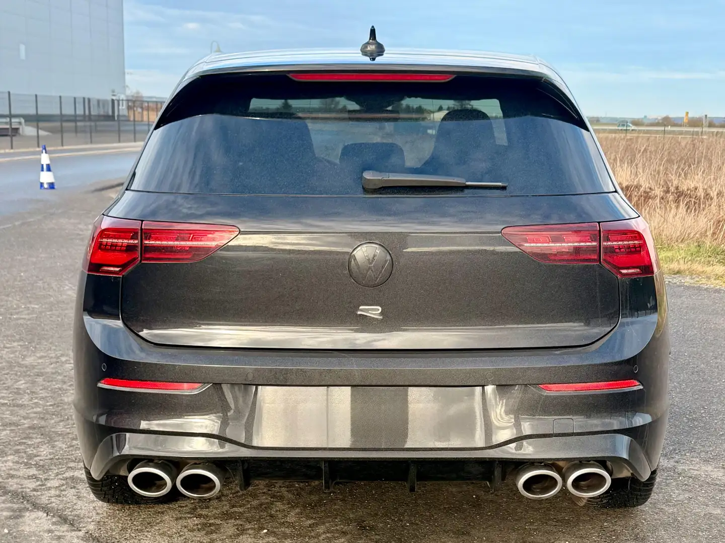 Volkswagen Golf R Golf 2.0 TSI OPF 4Motion DSG R Schwarz - 2