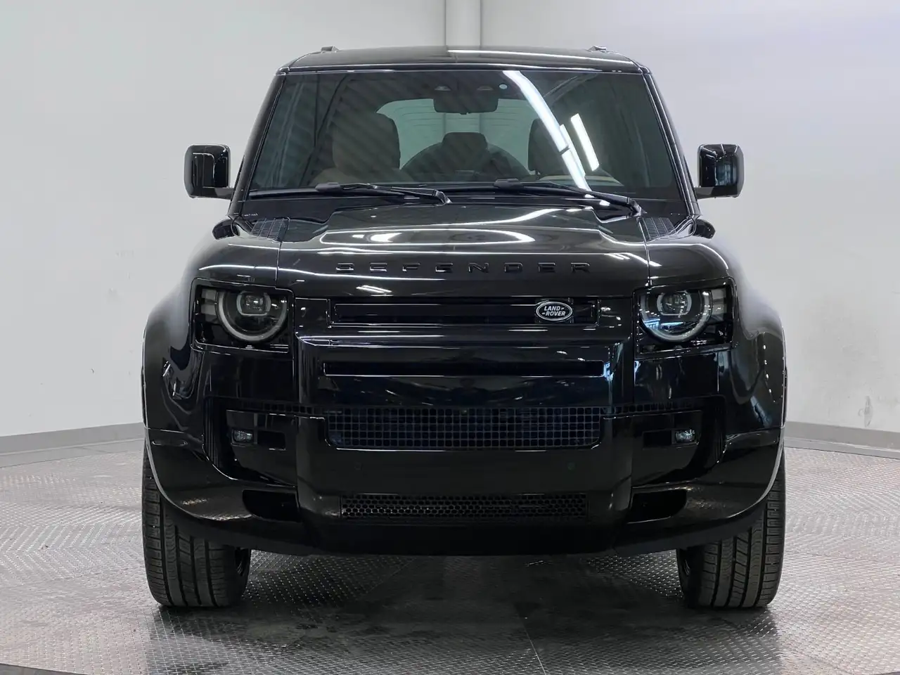 Land Rover Defender снимка Land Rover Defender