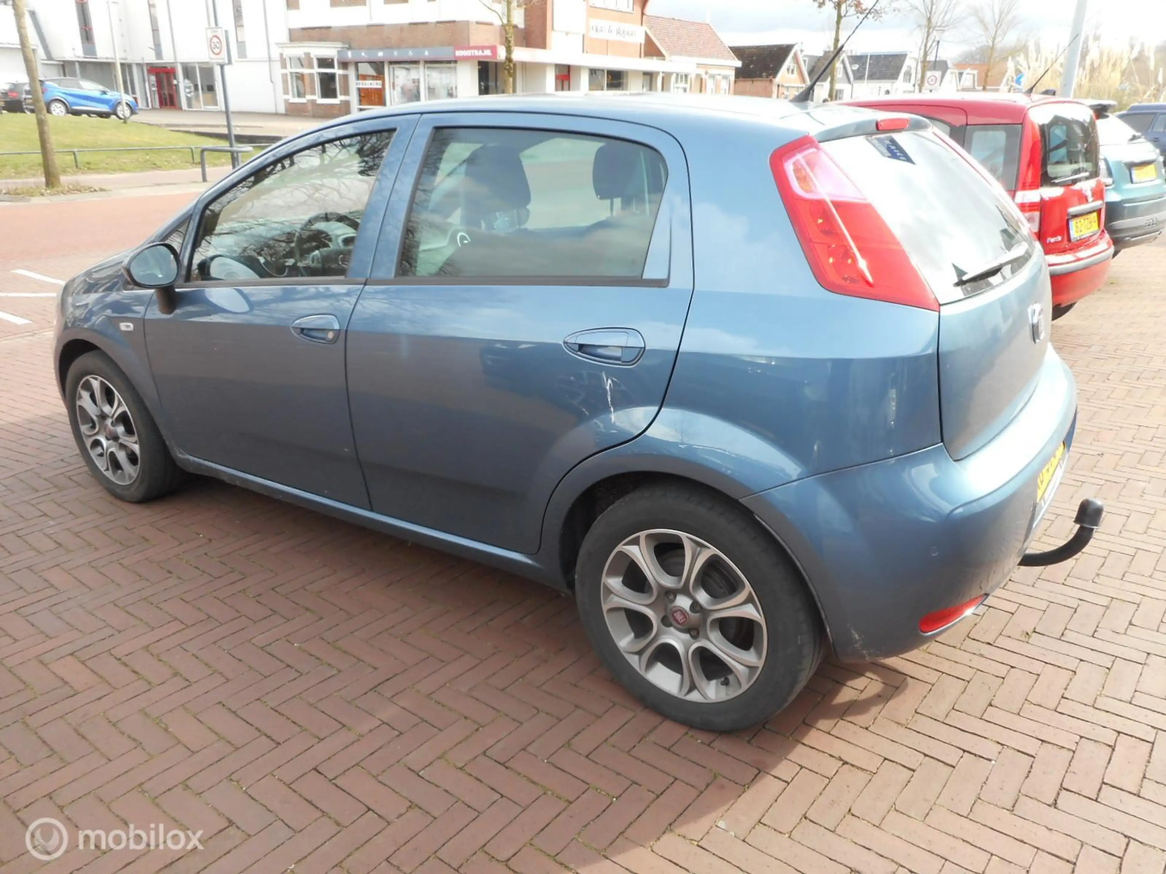 Fiat Punto Evo TwinAir Turbo 100 Sempre 5d — photo 5