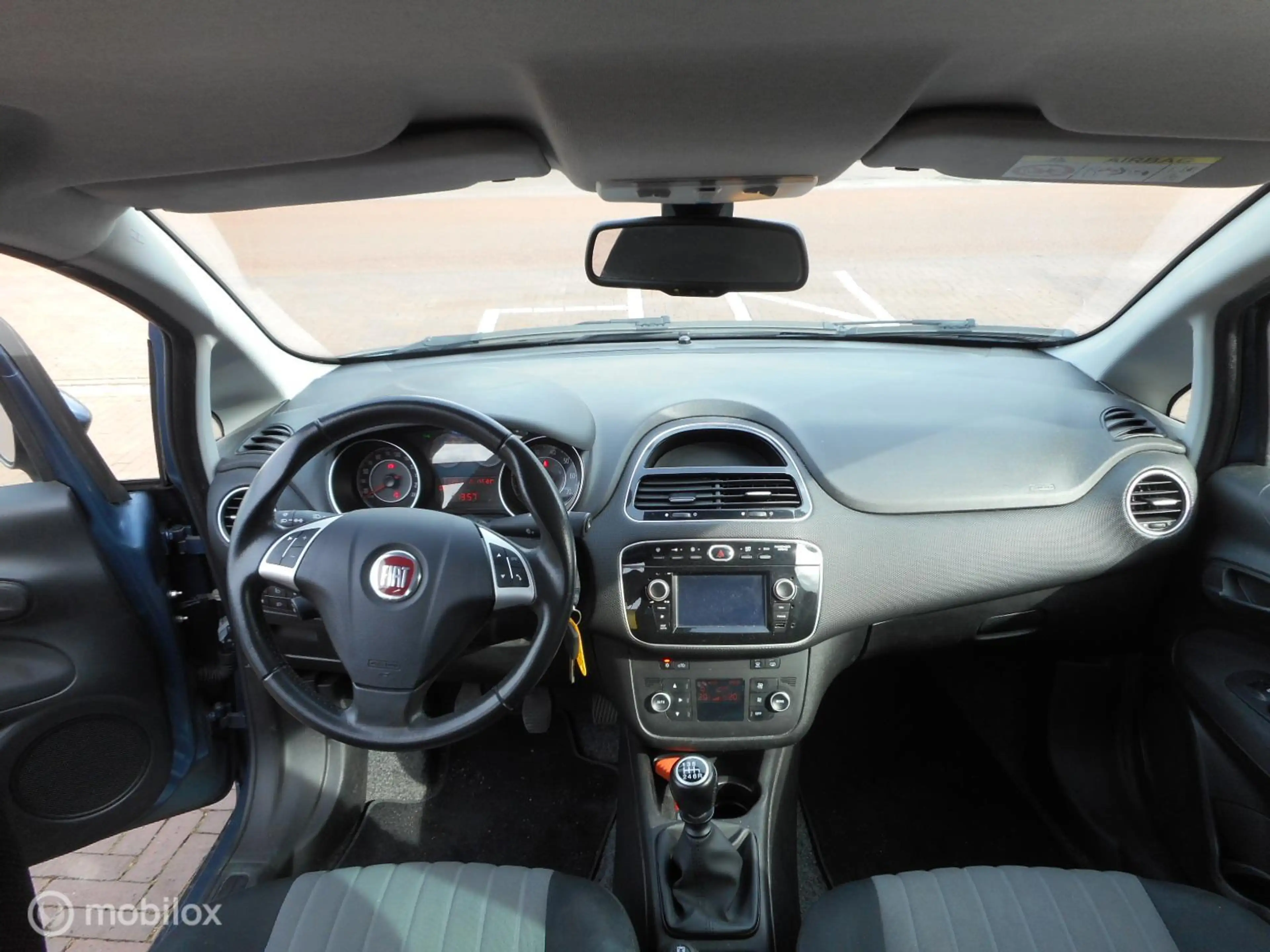 Fiat Punto Evo TwinAir Turbo 100 Sempre 5d — photo 2
