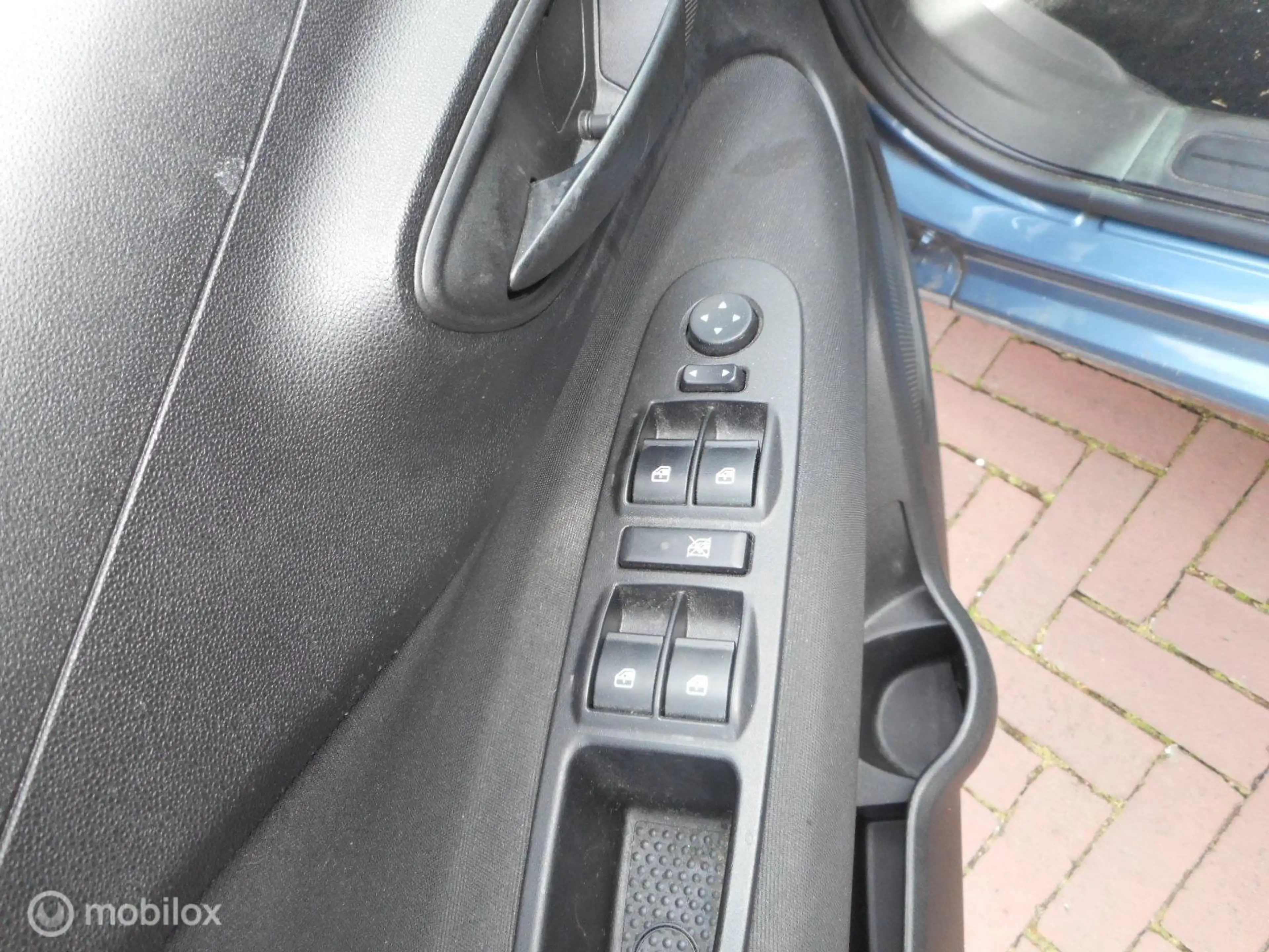 Fiat Punto Evo TwinAir Turbo 100 Sempre 5d — photo 11