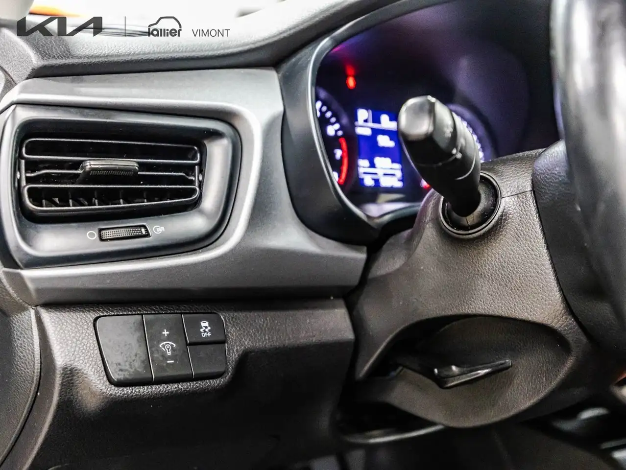 Kia Rio снимка Kia Rio