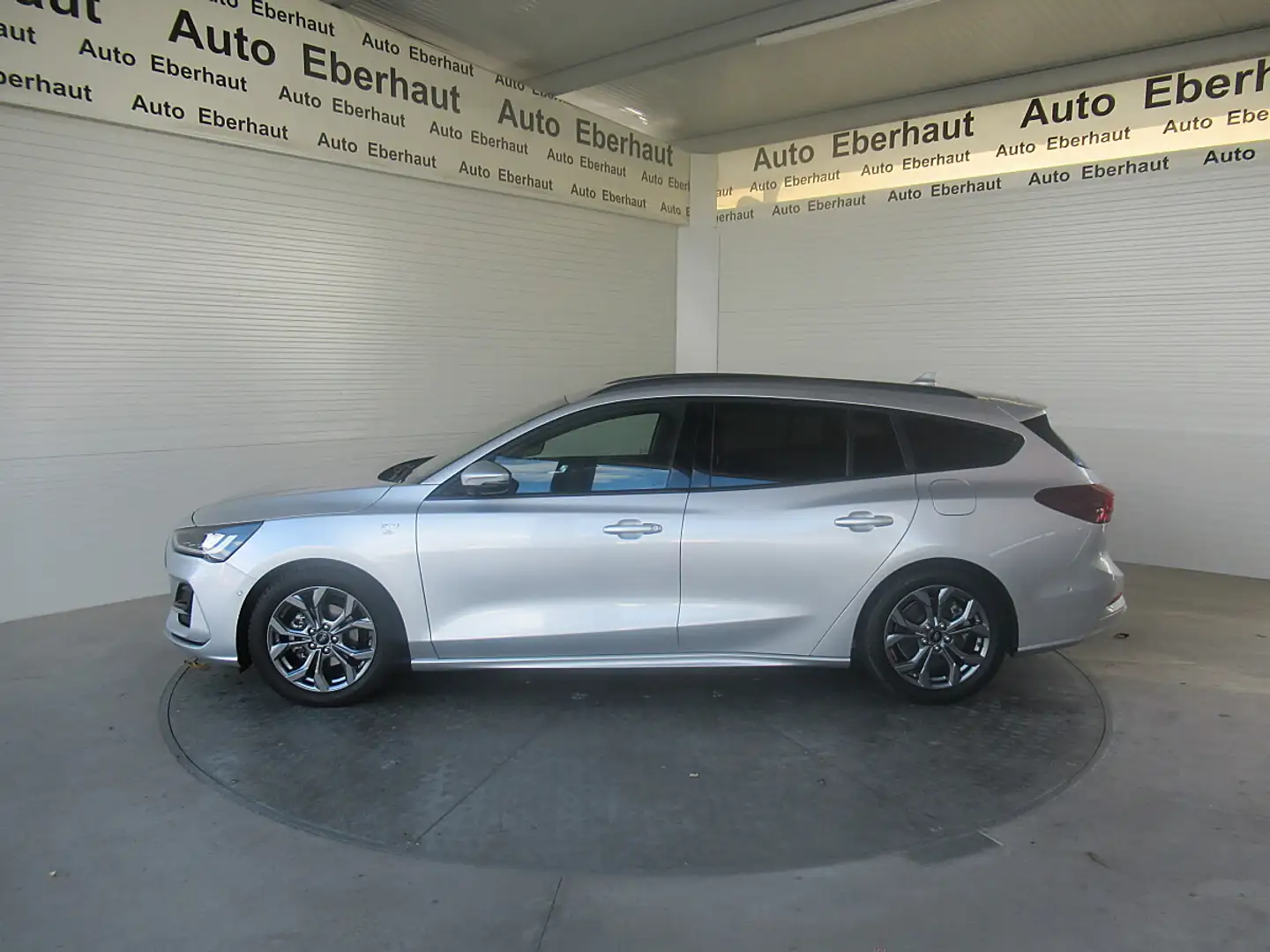 Ford Focus Turnier 1,0 EcoBoost Hybrid ST-Line Aut. *Tempo... Silber - 2