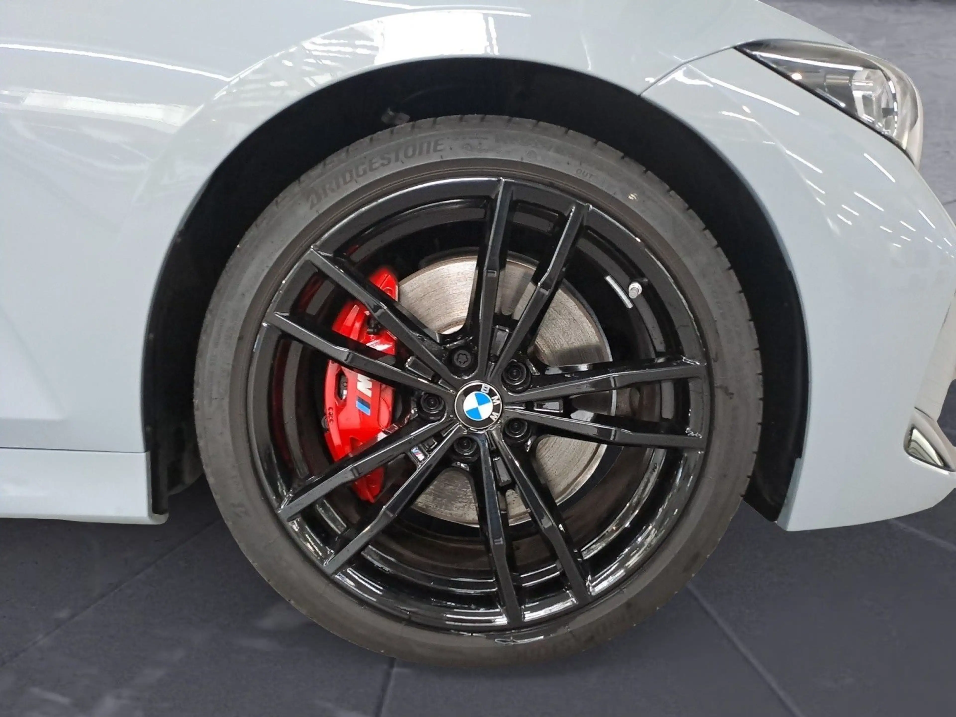 BMW 318 i M Sport Pro 19' Harman Kardon — photo 8