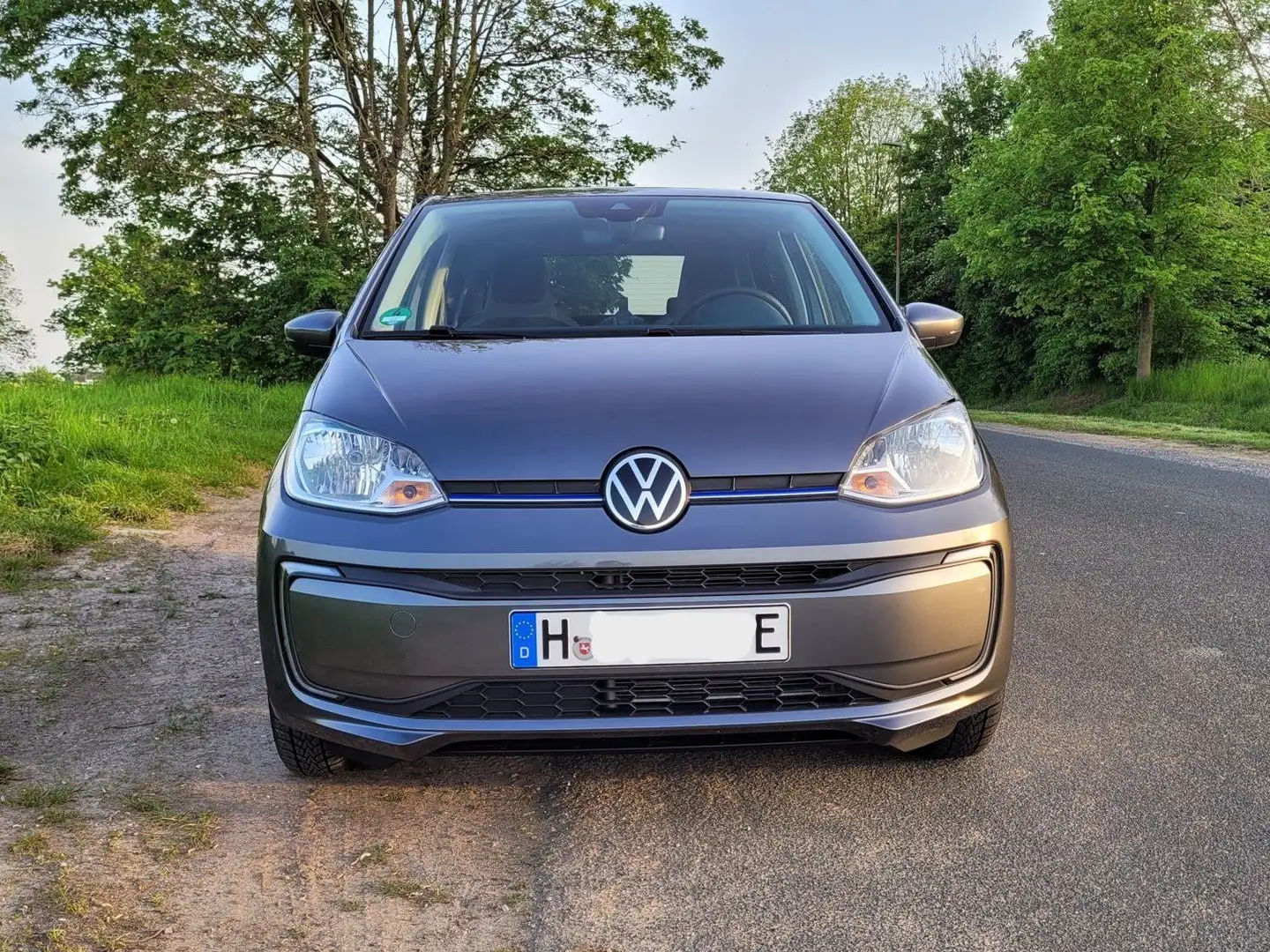 Volkswagen e-up! e-up Style Plus Gris - 2