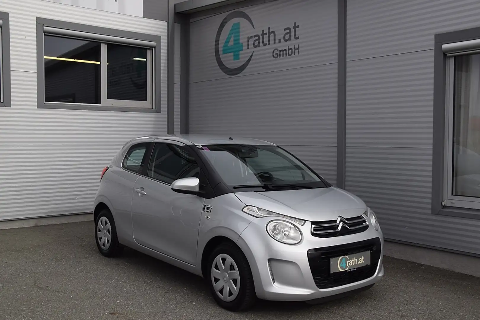 Citroen C1 PureTech 82 Shine / NETTO: 5.400 €  Grau - 1