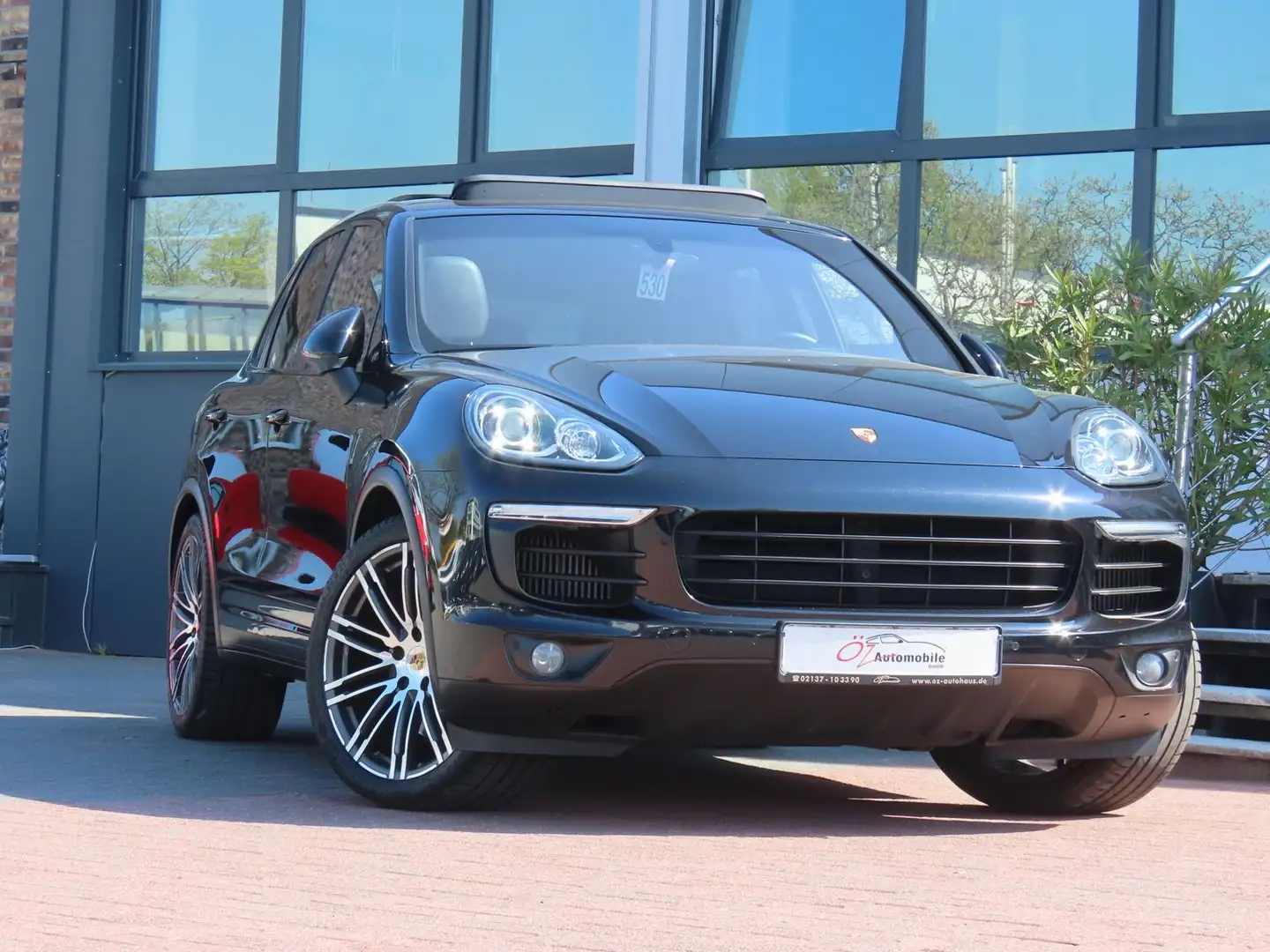 Porsche Cayenne S Diesel Sport-Chrono Softclose PanoDach Schwarz - 1