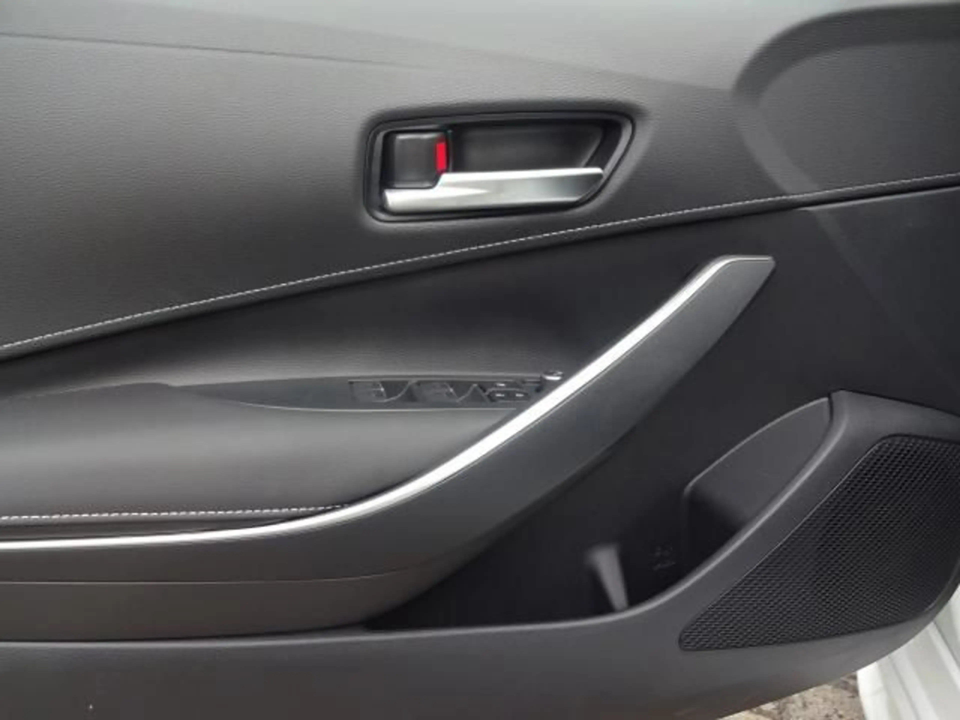 Suzuki Swace SWACE 1.8 CVT COMFORT+ NAVI SITZHEIZ. — photo 10