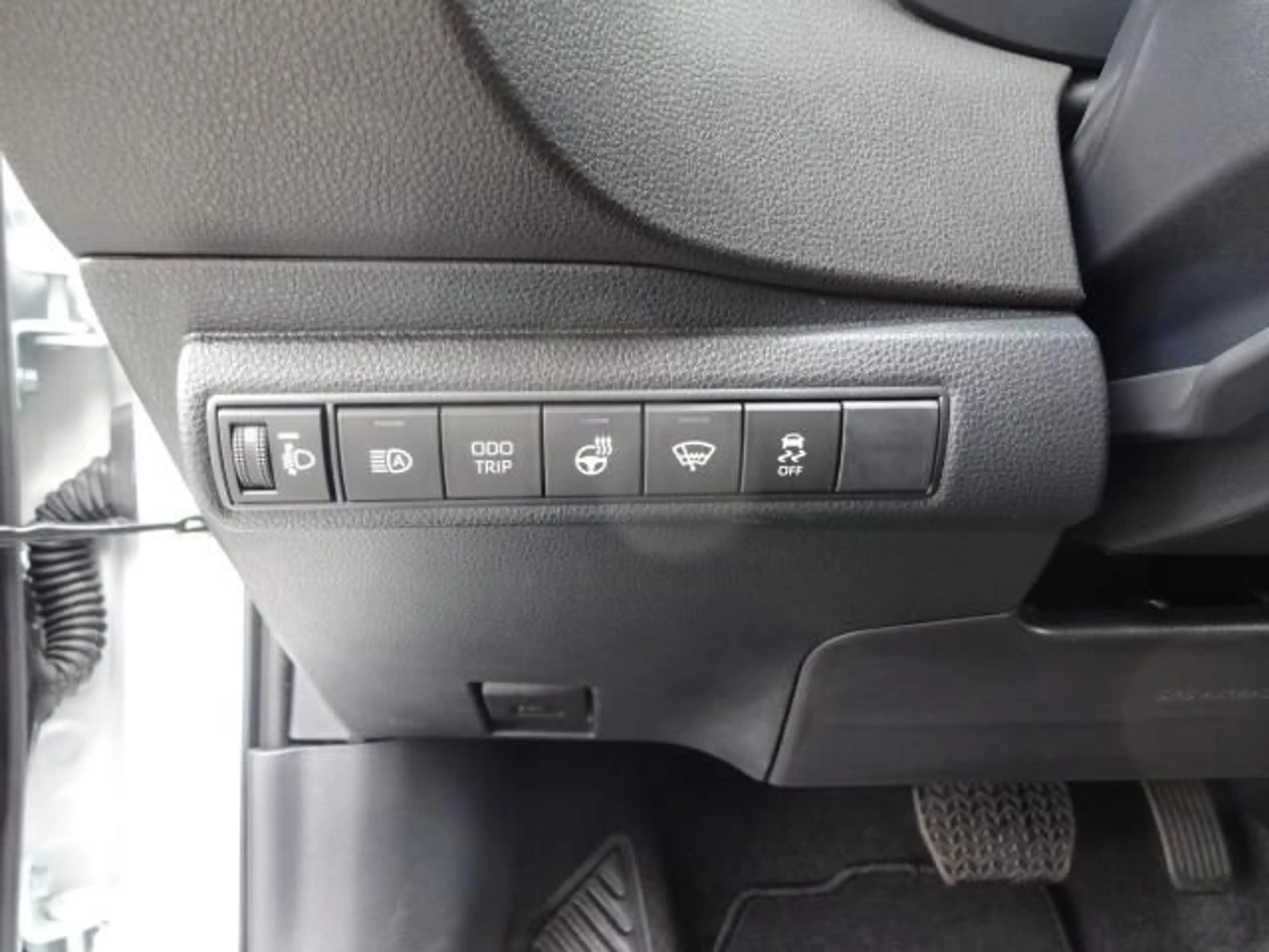 Suzuki Swace SWACE 1.8 CVT COMFORT+ NAVI SITZHEIZ. — photo 13