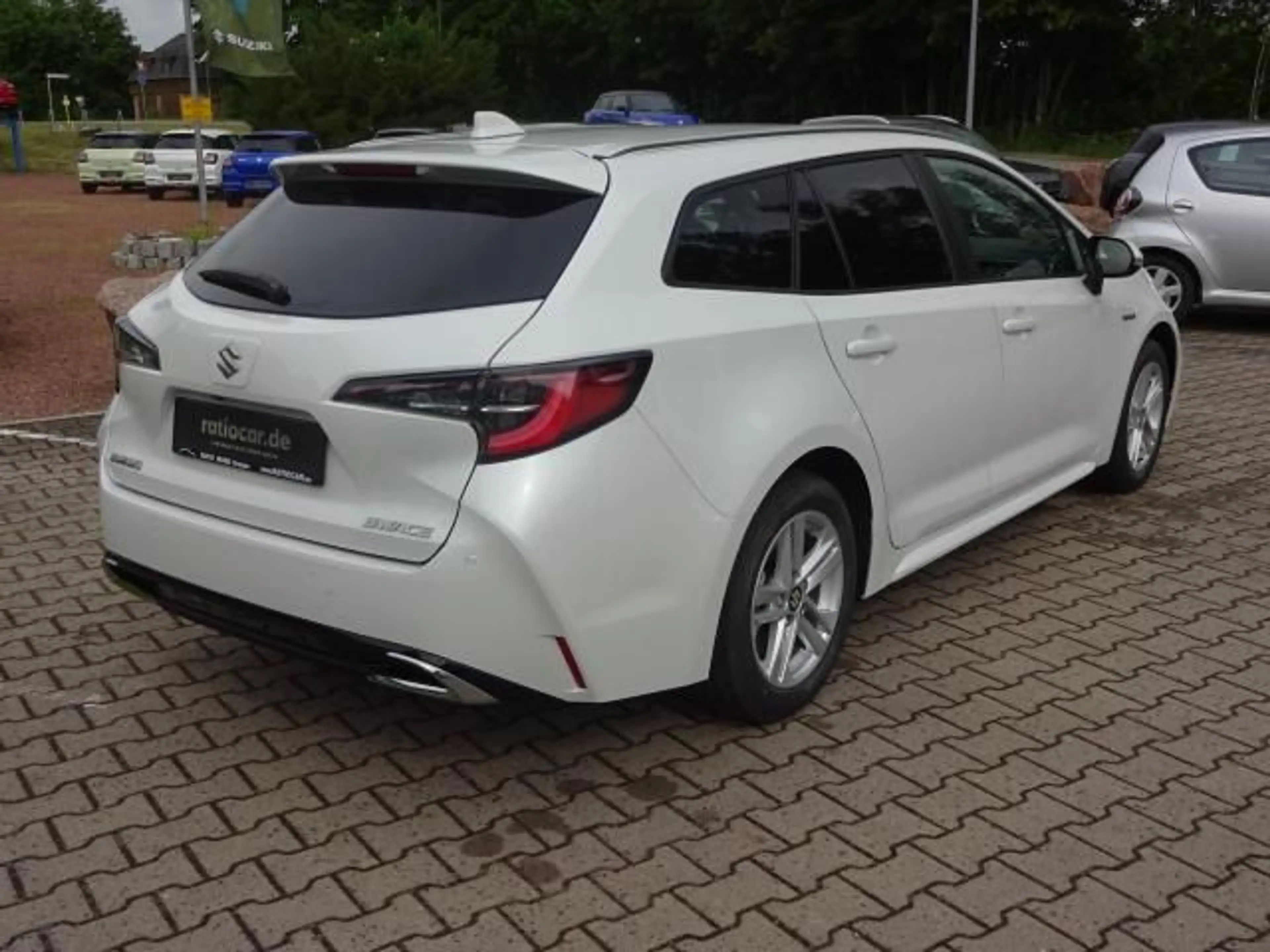 Suzuki Swace SWACE 1.8 CVT COMFORT+ NAVI SITZHEIZ. — photo 4