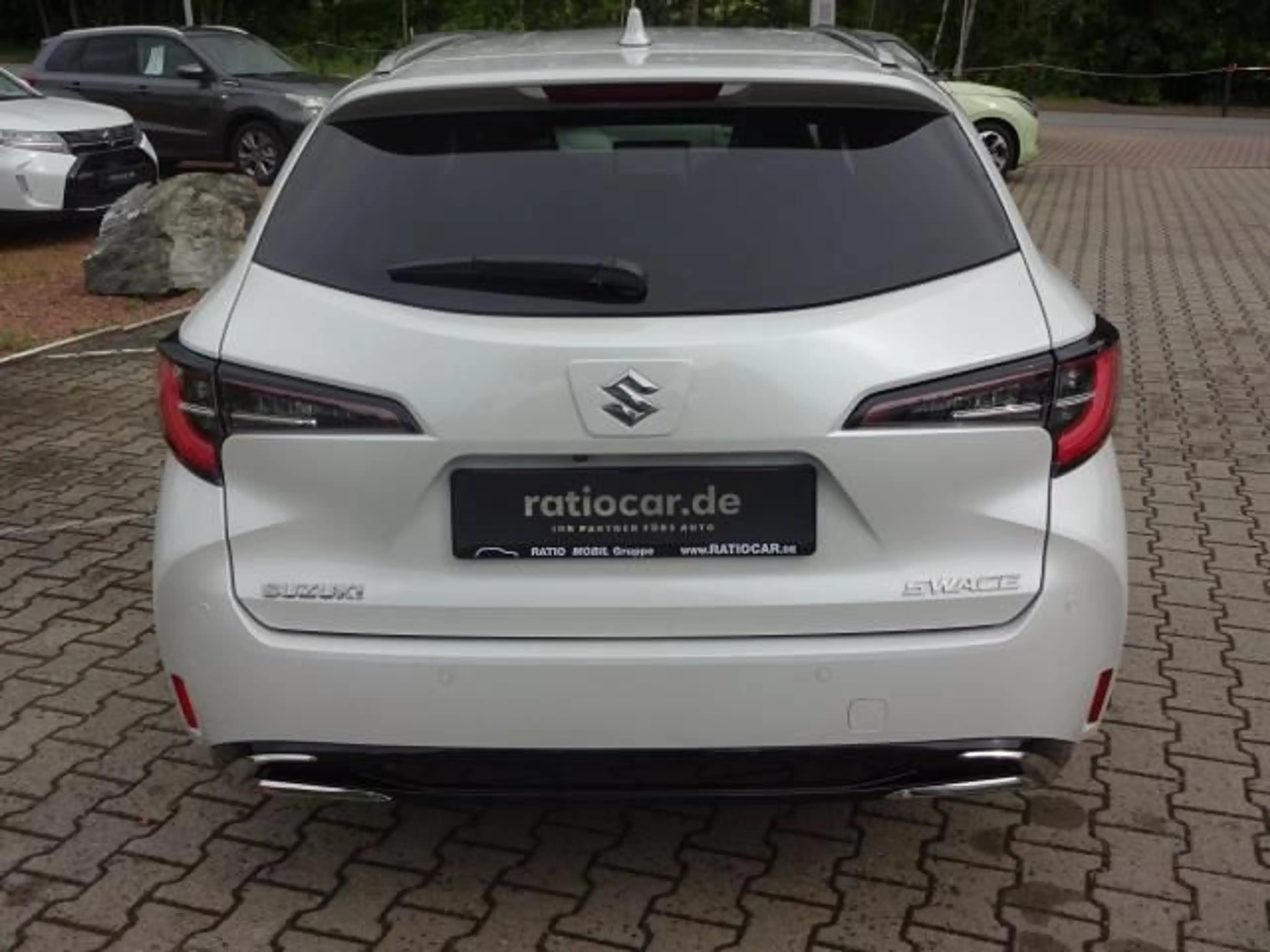 Suzuki Swace SWACE 1.8 CVT COMFORT+ NAVI SITZHEIZ. — photo 3